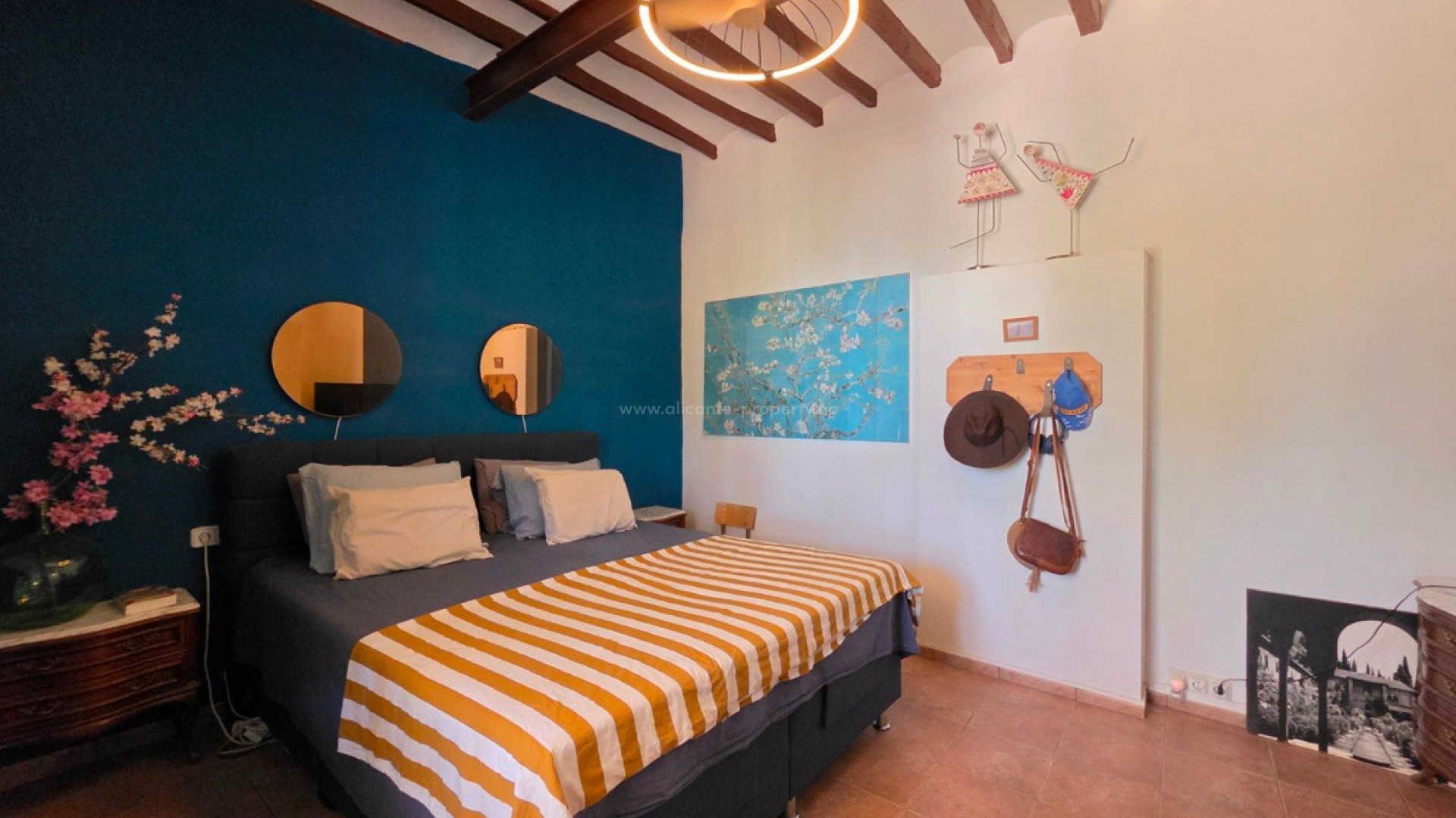 Country House in Elche Centro