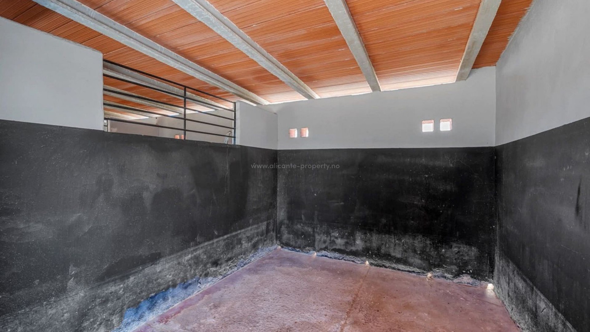 Country House in Heredades