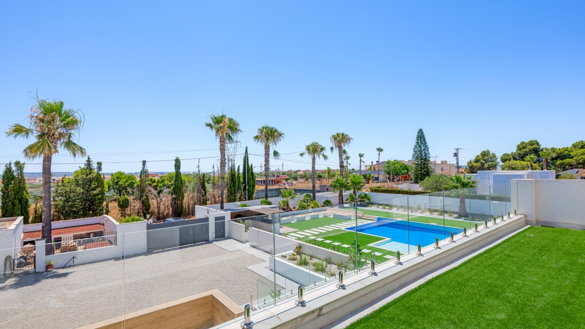 Country House in La Herrada