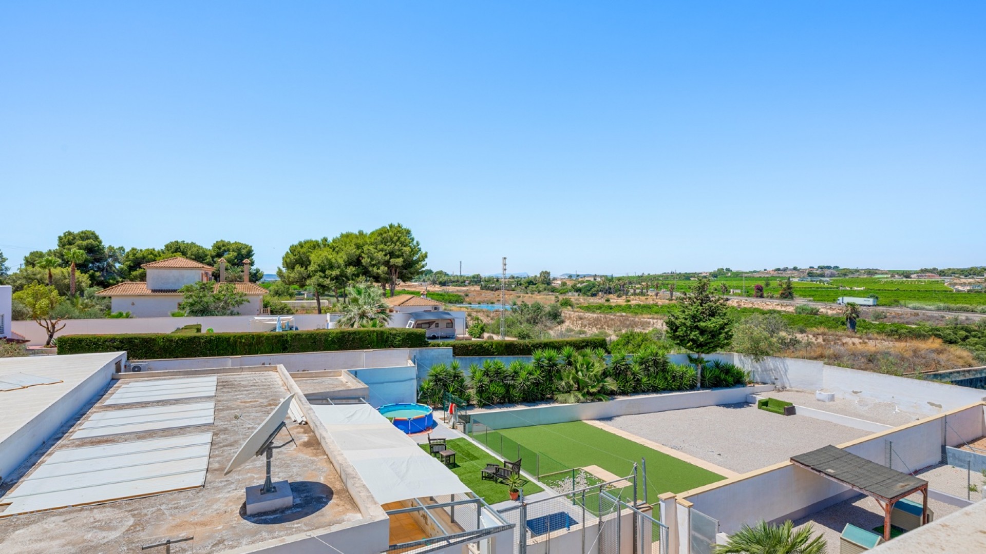 Country House in La Herrada