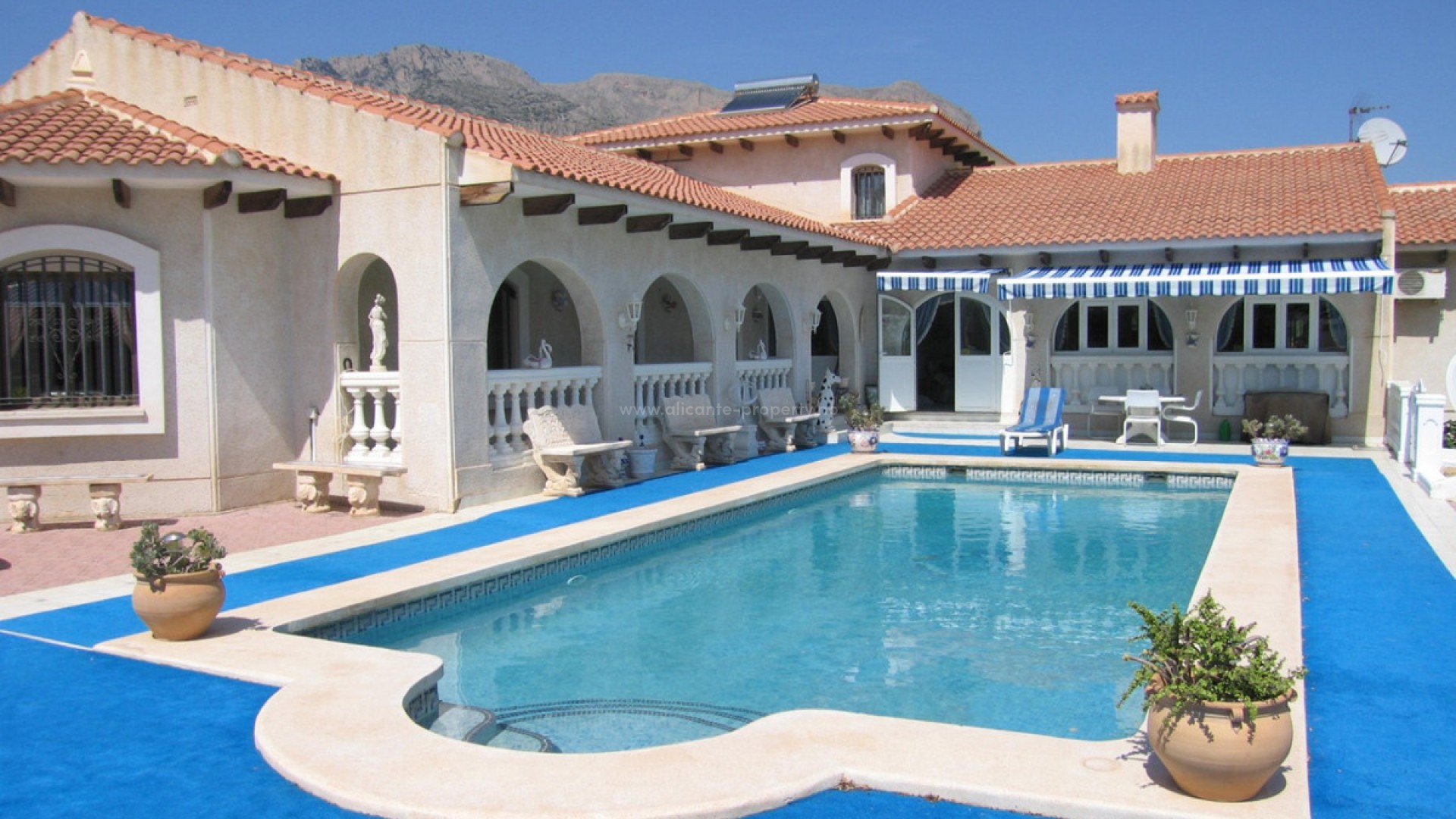 Country House in La Nucia Centro