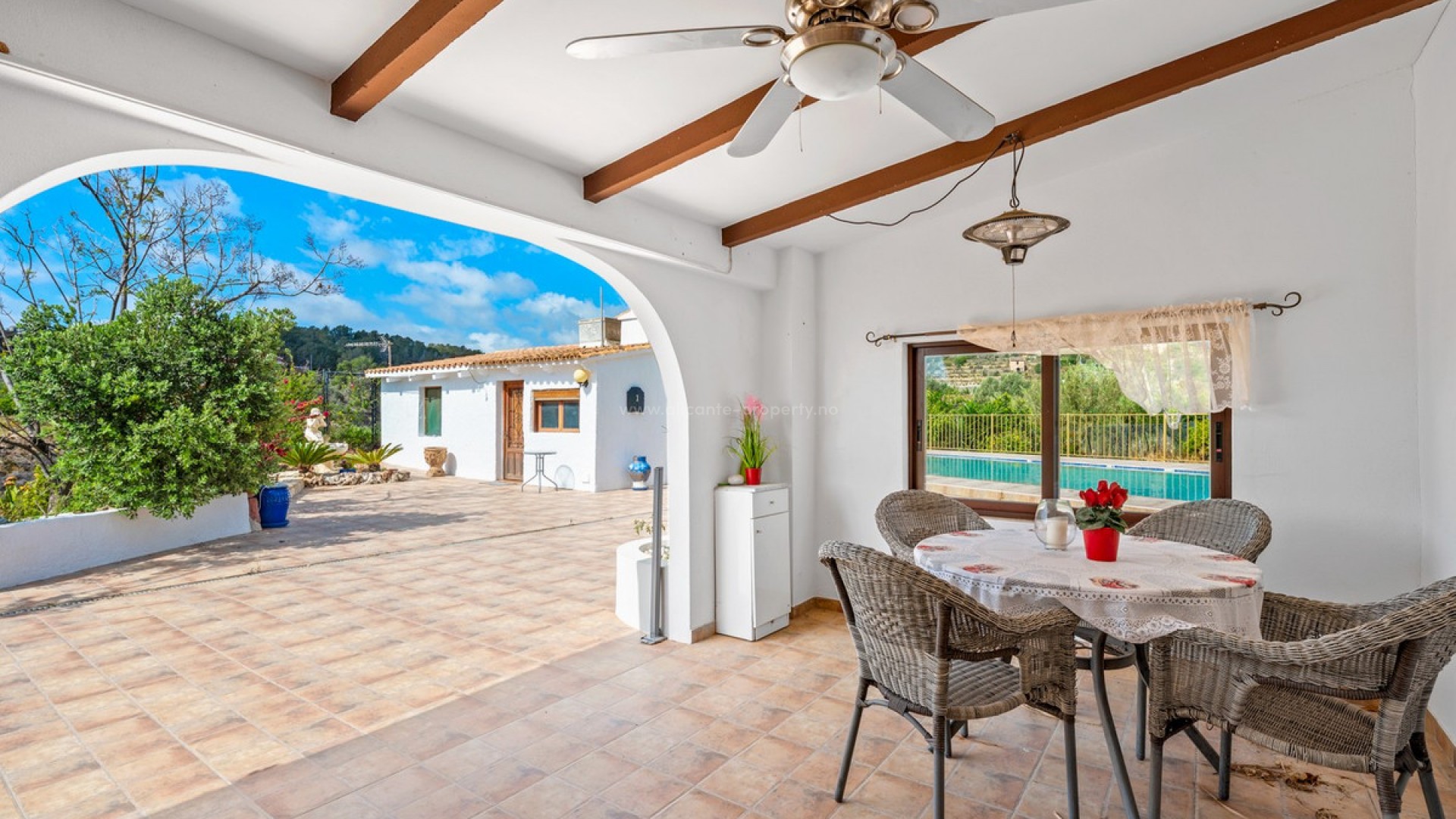 Country House in La Nucia Centro
