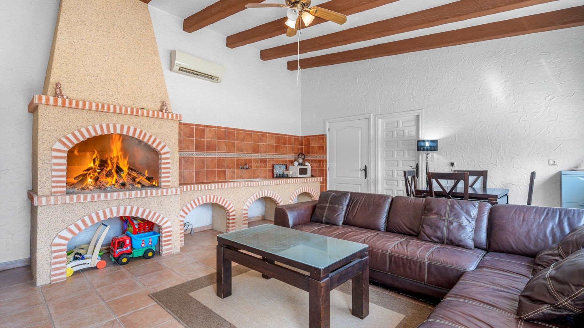 Country House in Las Heredades