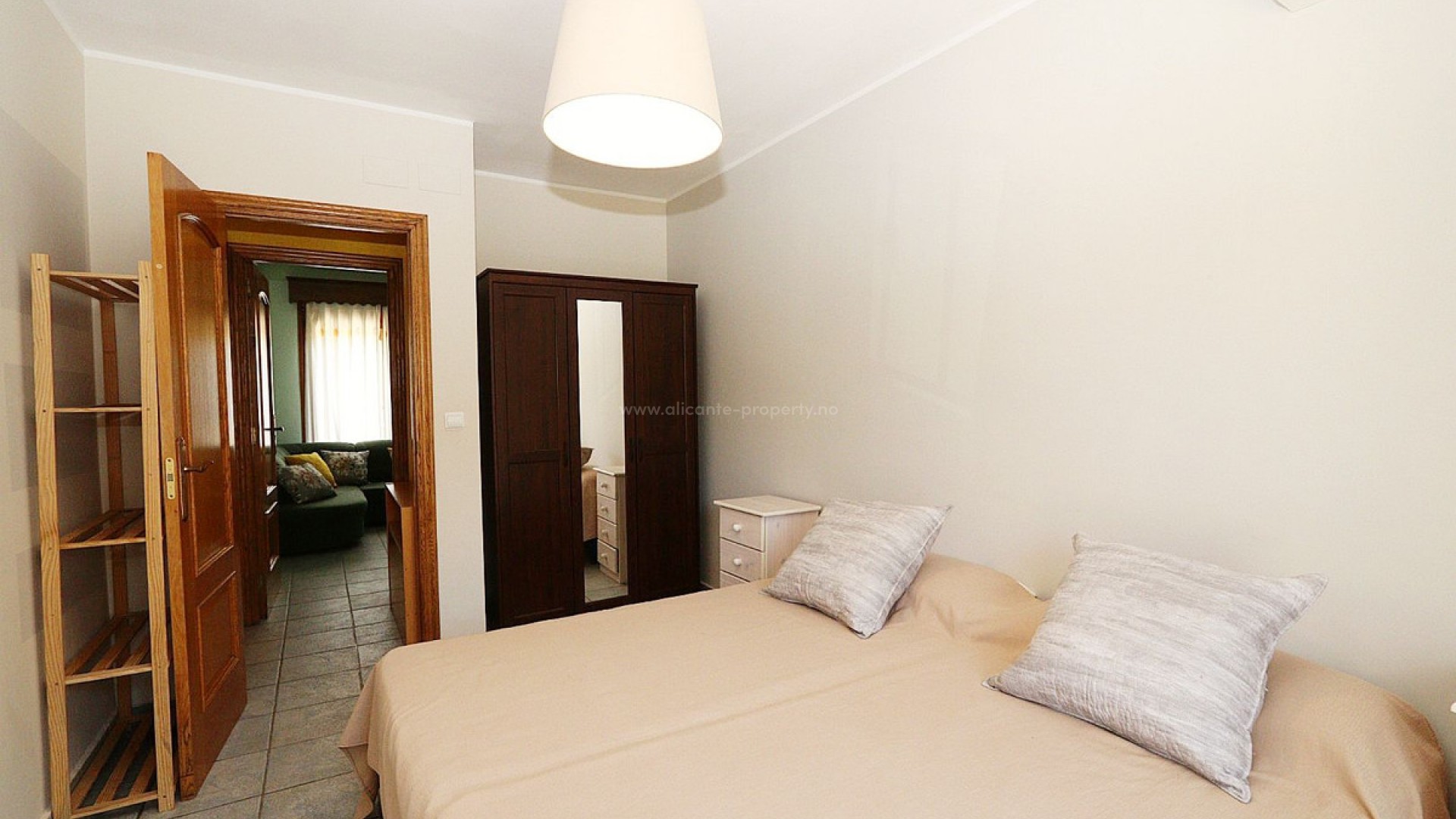 Country House in Lleus