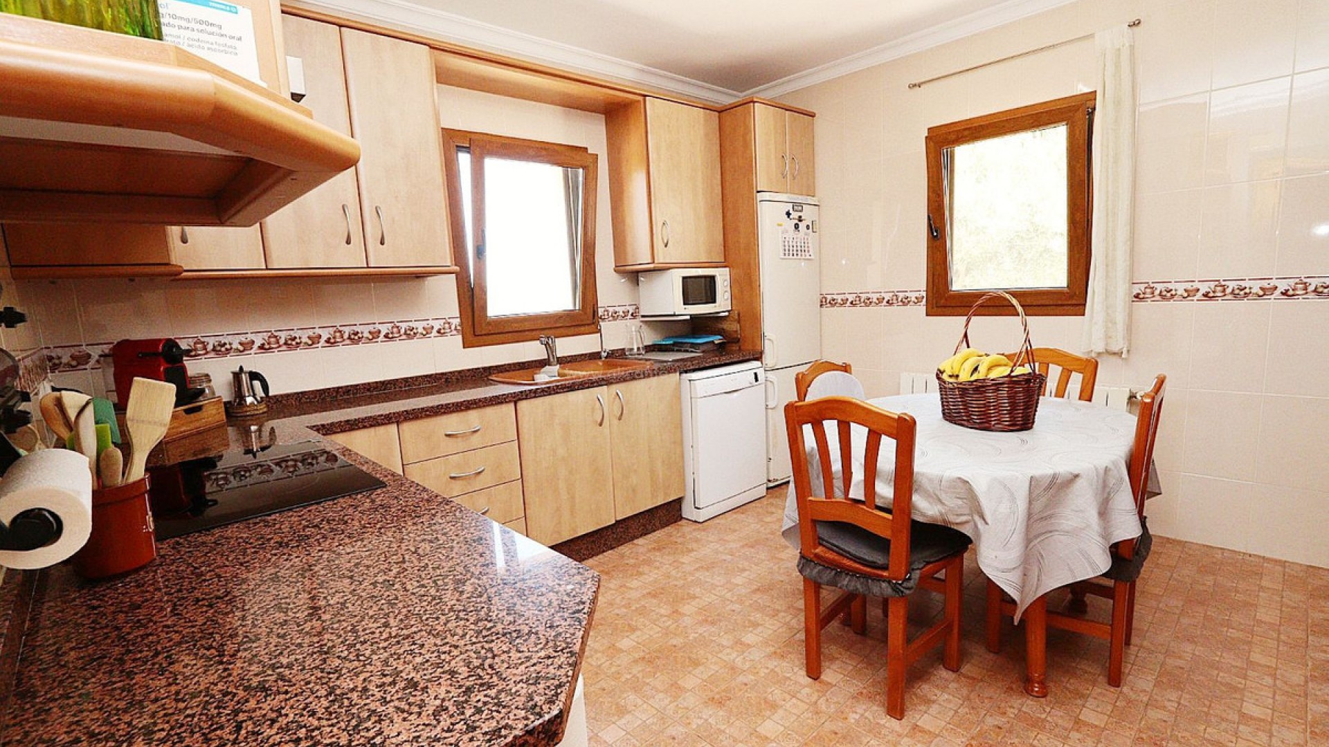 Country House in Lleus