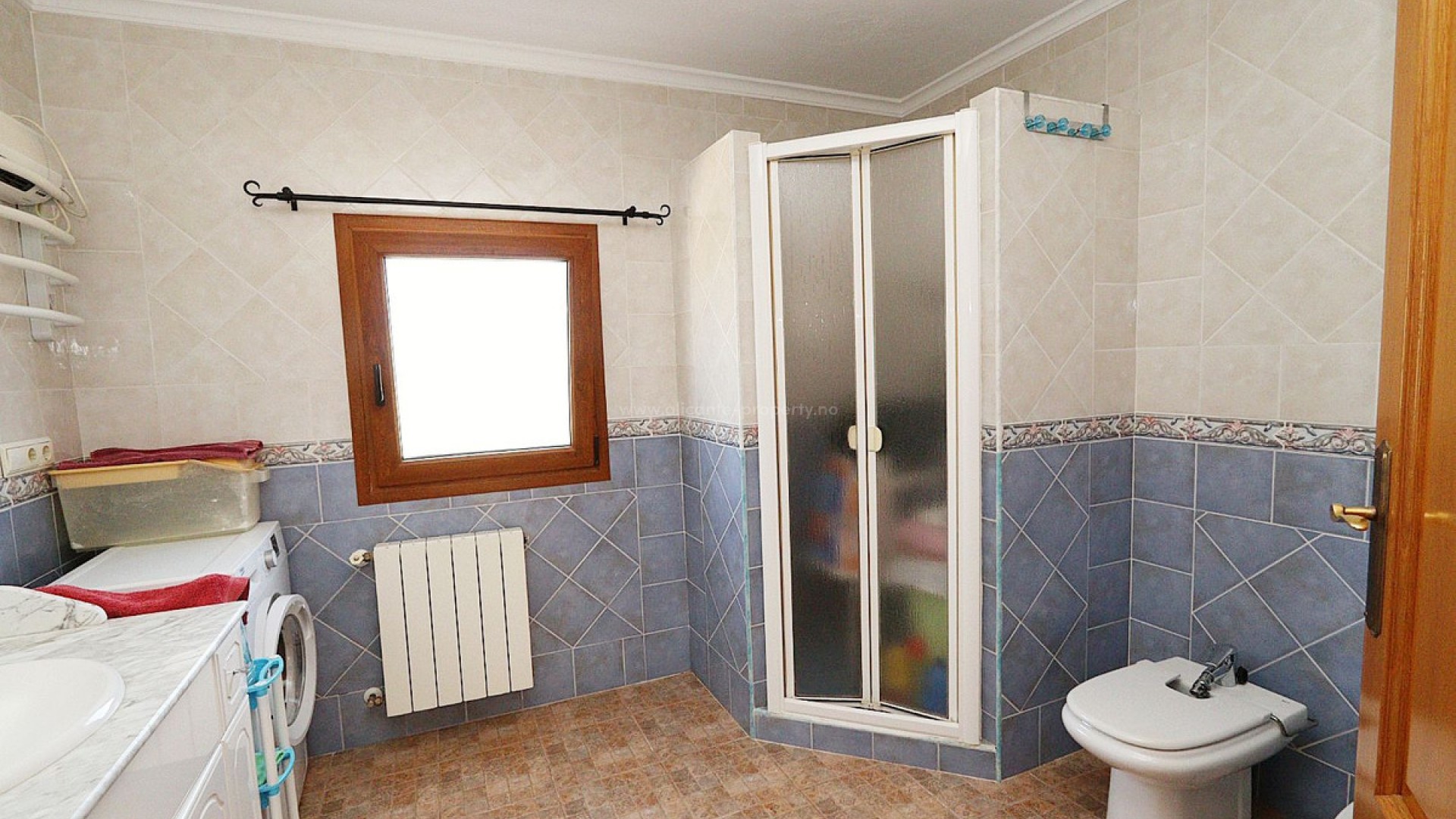 Country House in Lleus