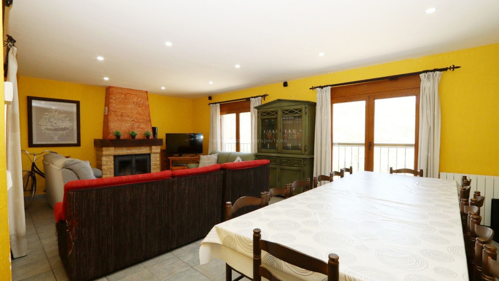 Country House in Lleus