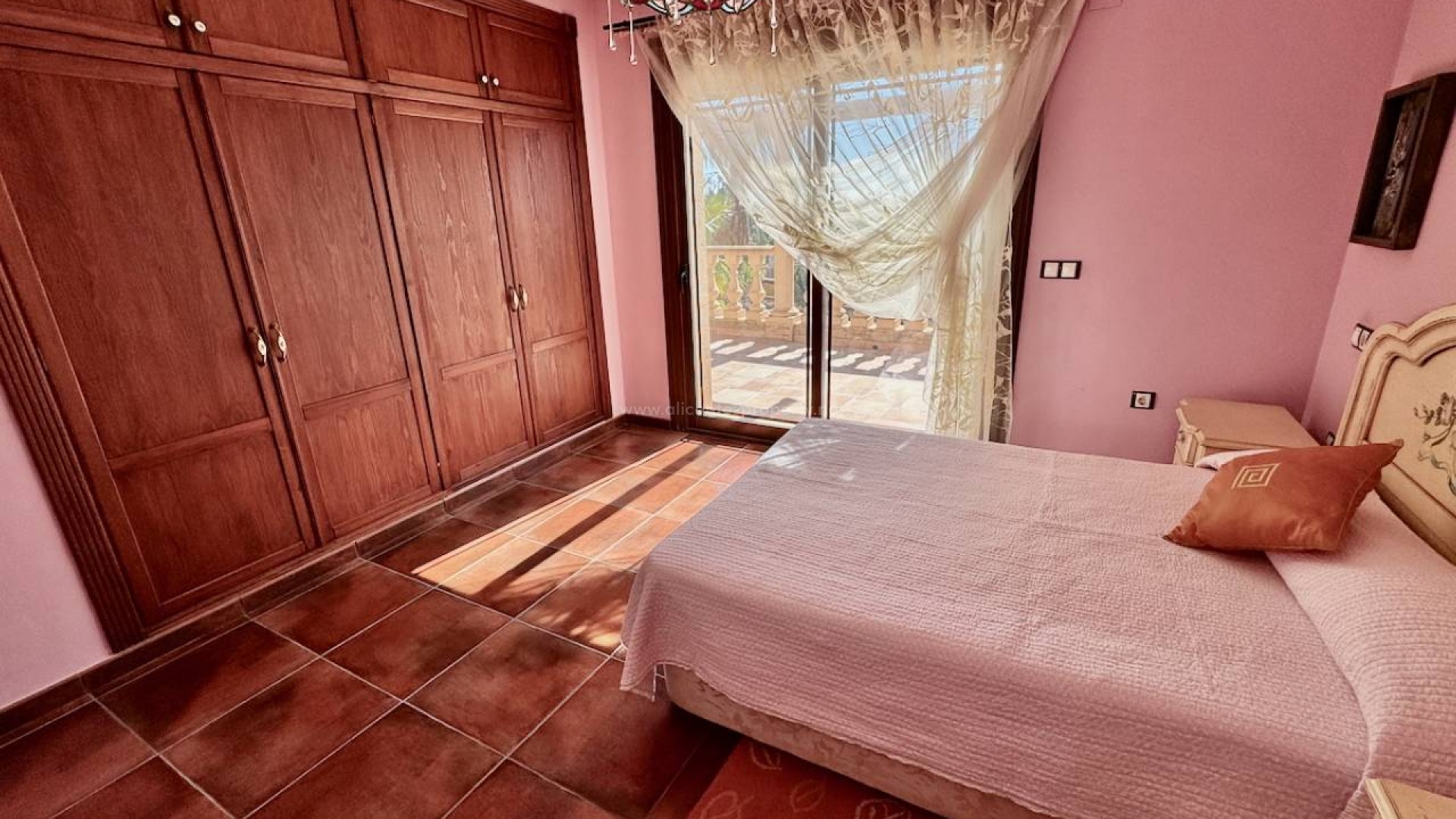 Country House in Los Montesinos