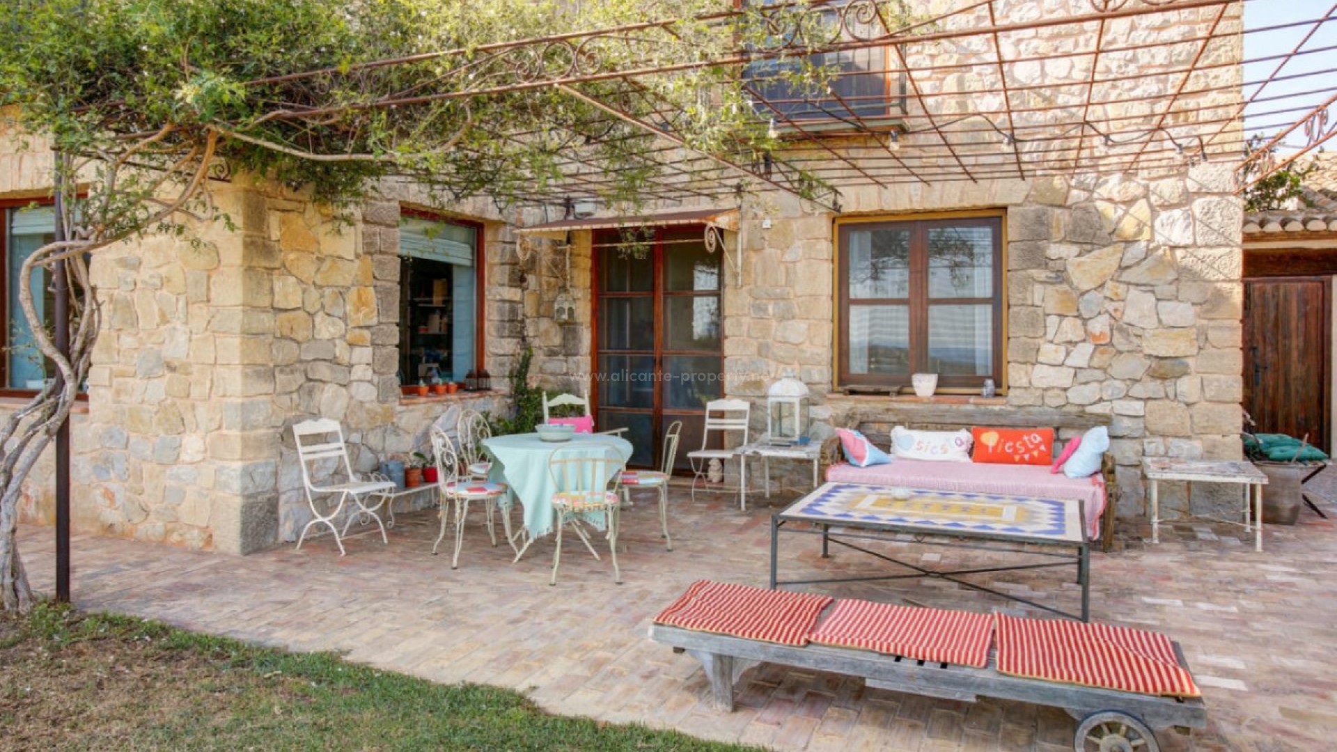 Country House in Moraira