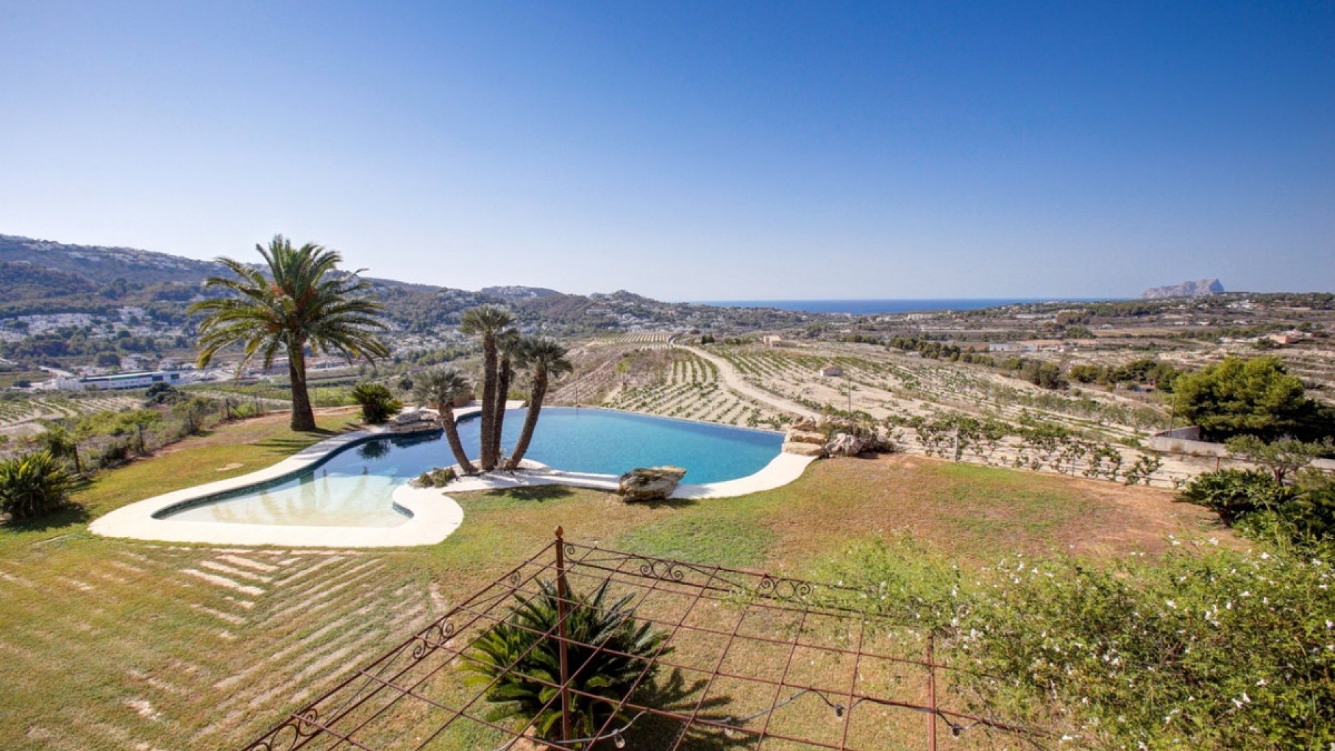 Country House in Moraira