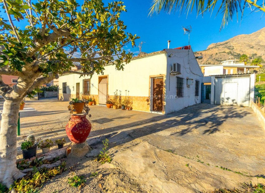 Country House in Orihuela