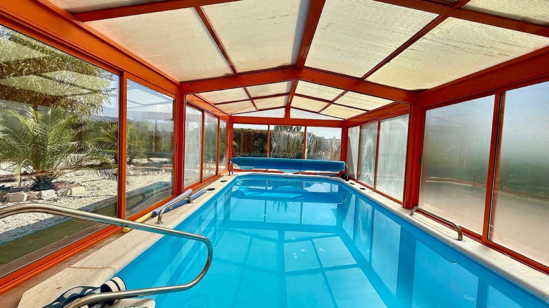Country House in Pinoso Centro