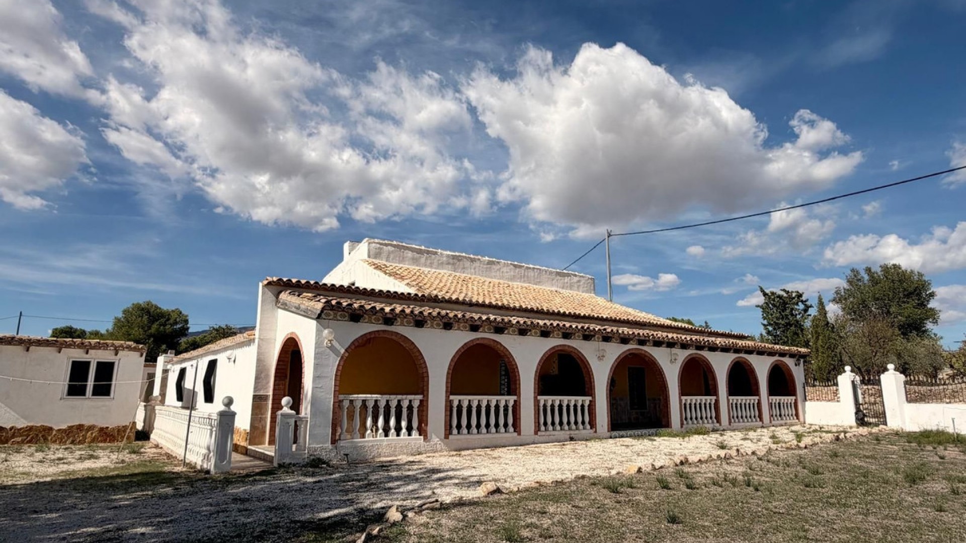 Country House in Pinoso Centro