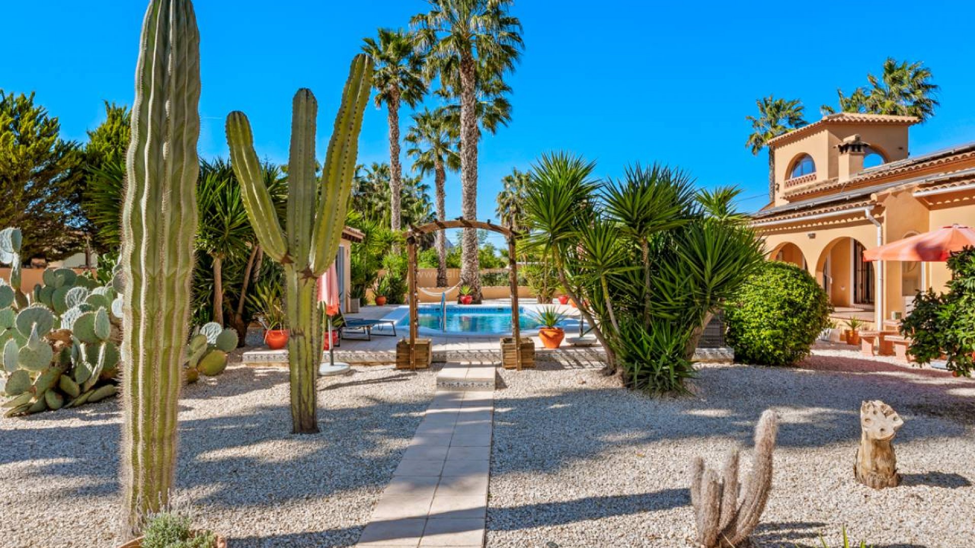 Country House in Rafal