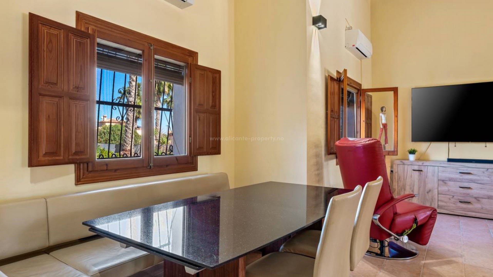 Country House in Rafal