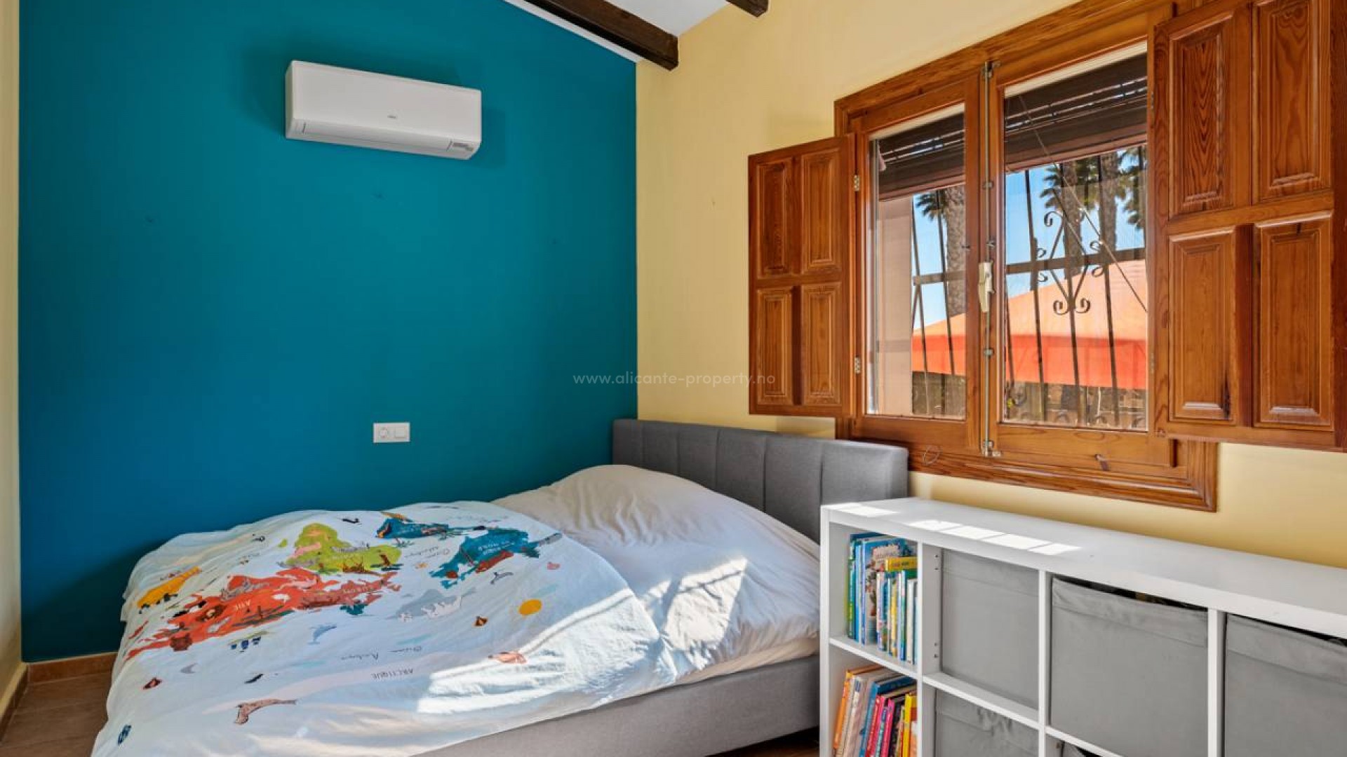 Country House in Rafal