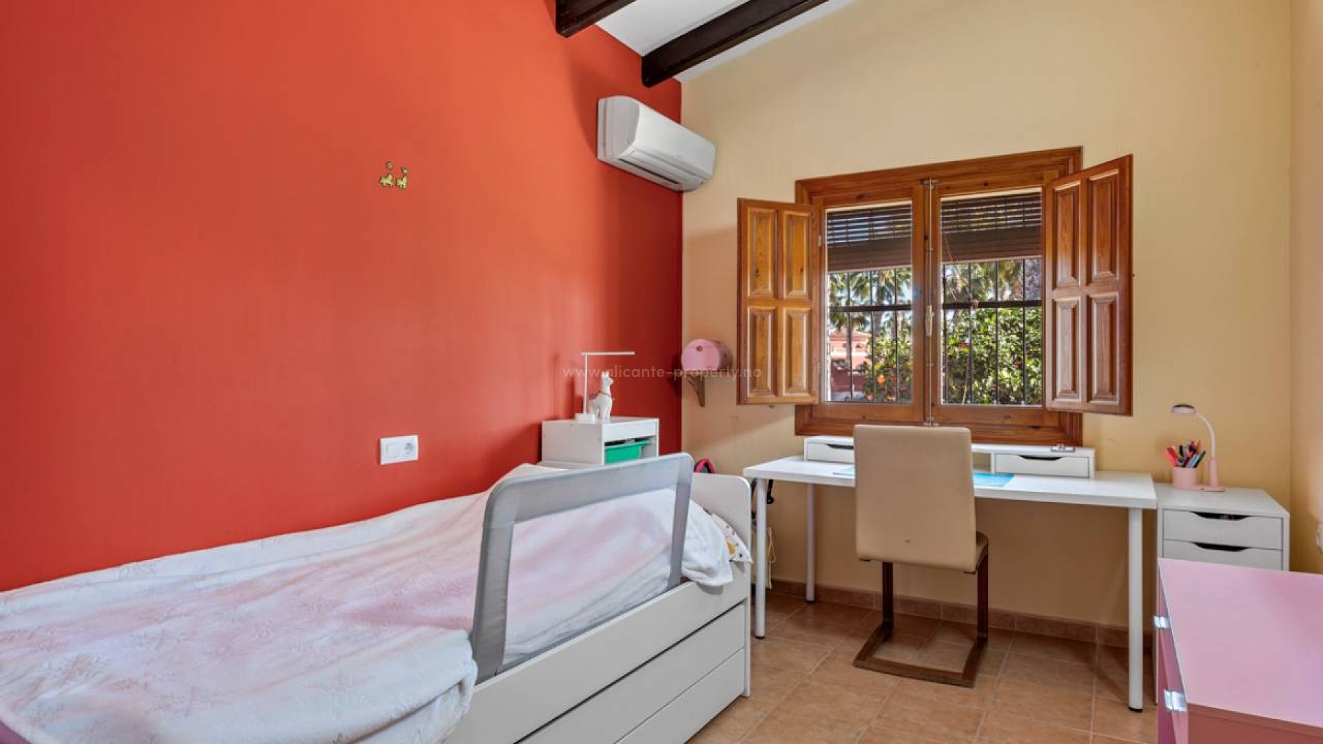 Country House in Rafal