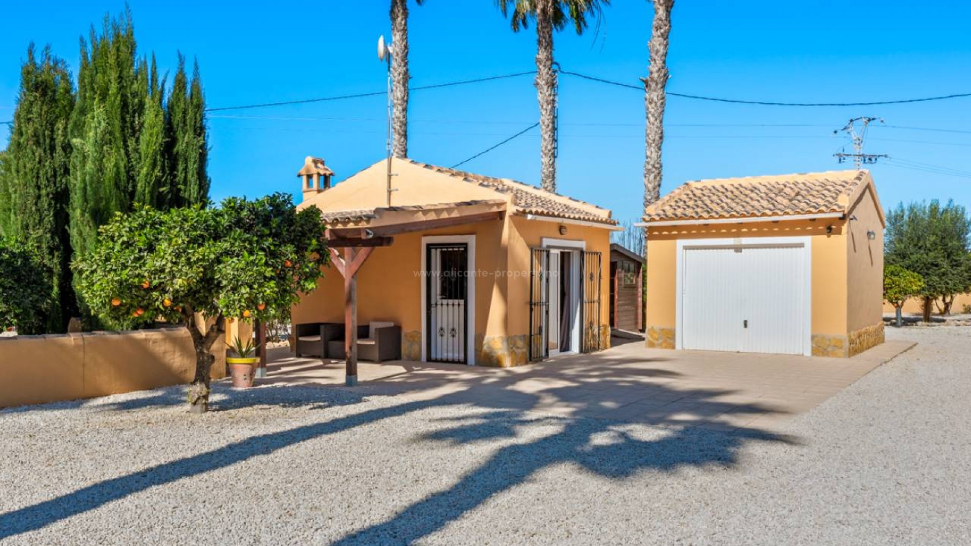 Country House in Rafal