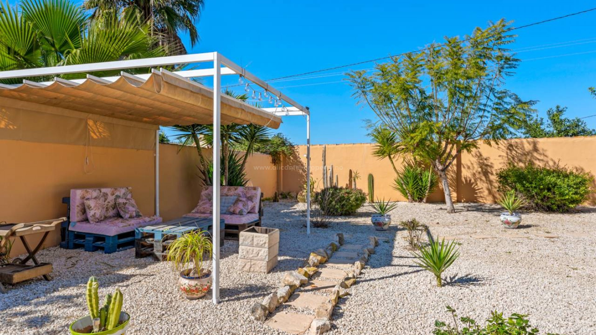 Country House in Rafal