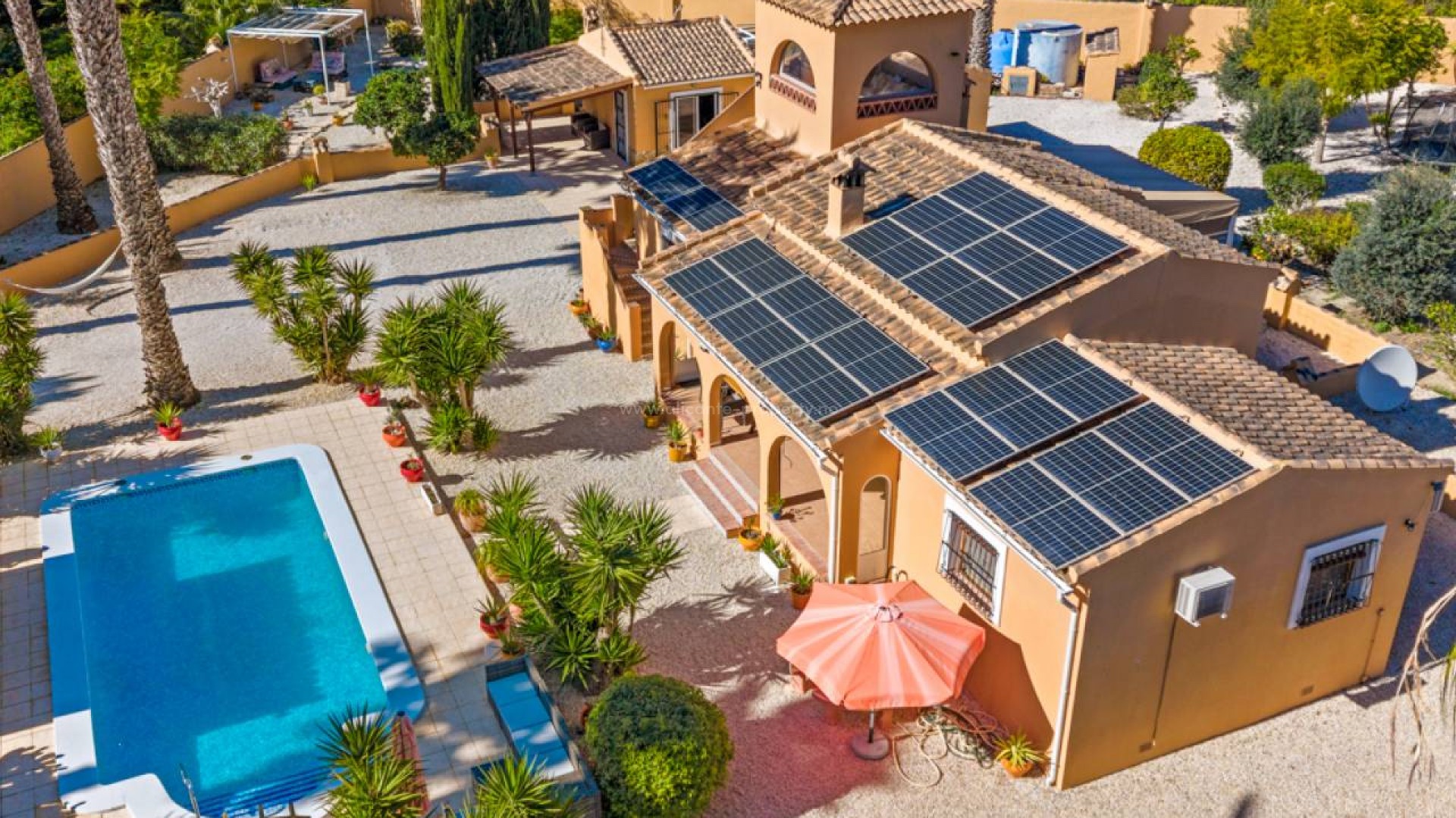 Country House in Rafal