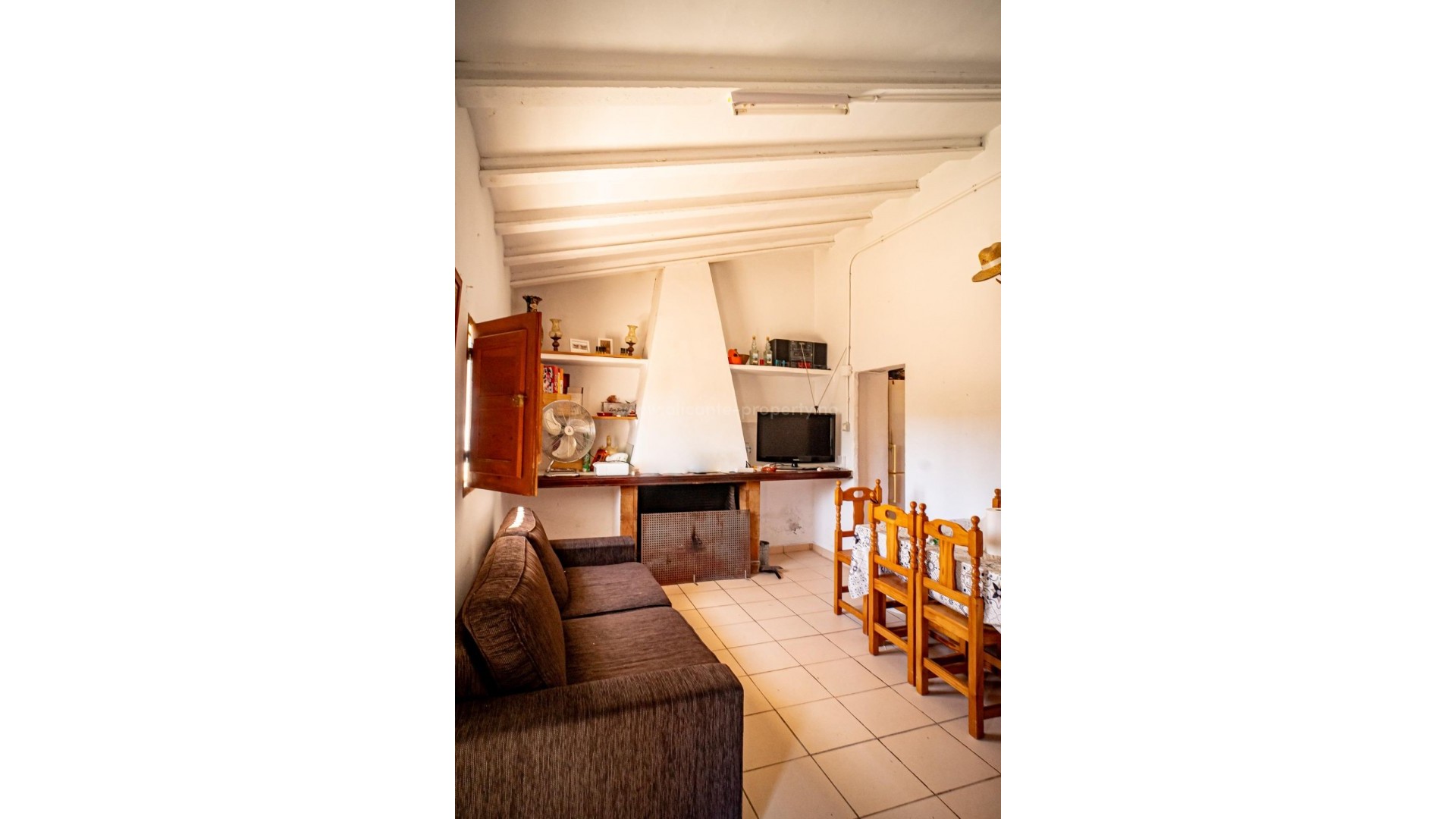 Country House in Relleu Centro