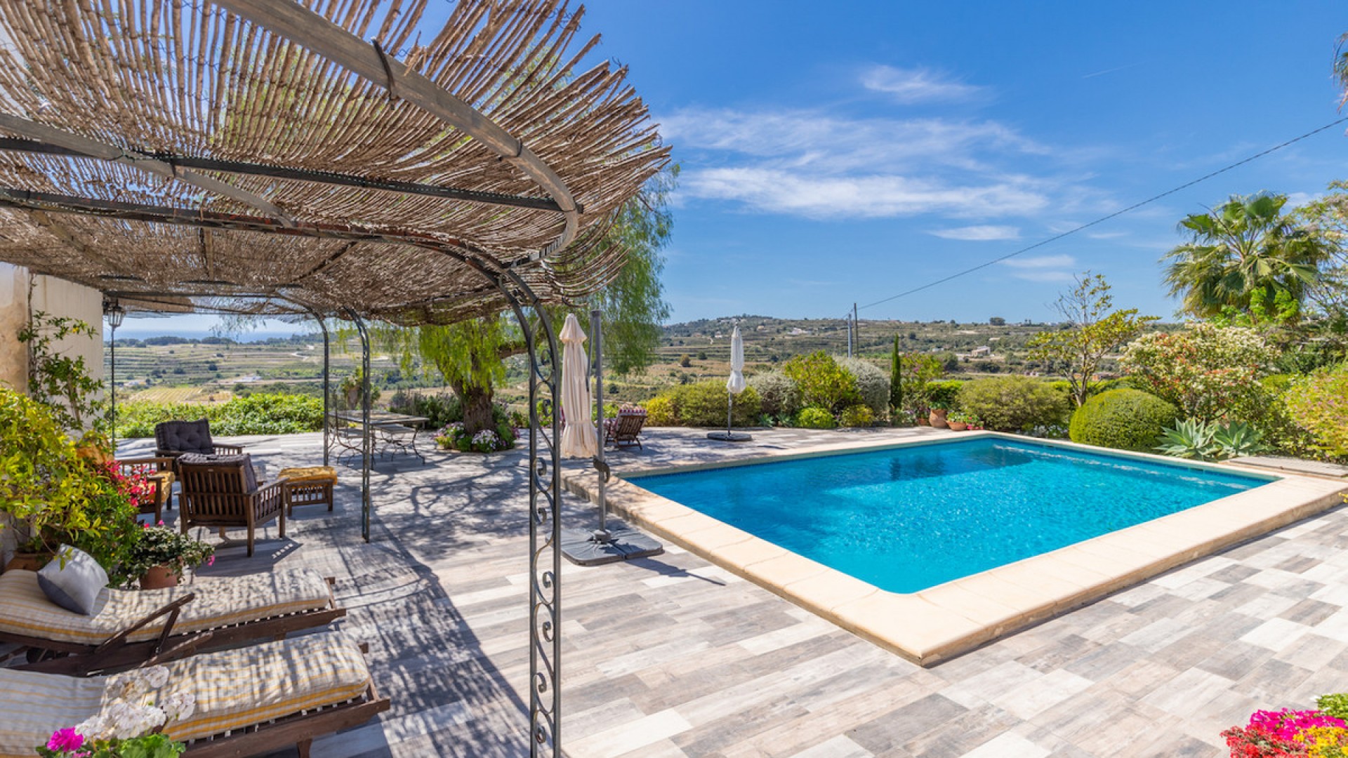 Country House in Teulada Centro