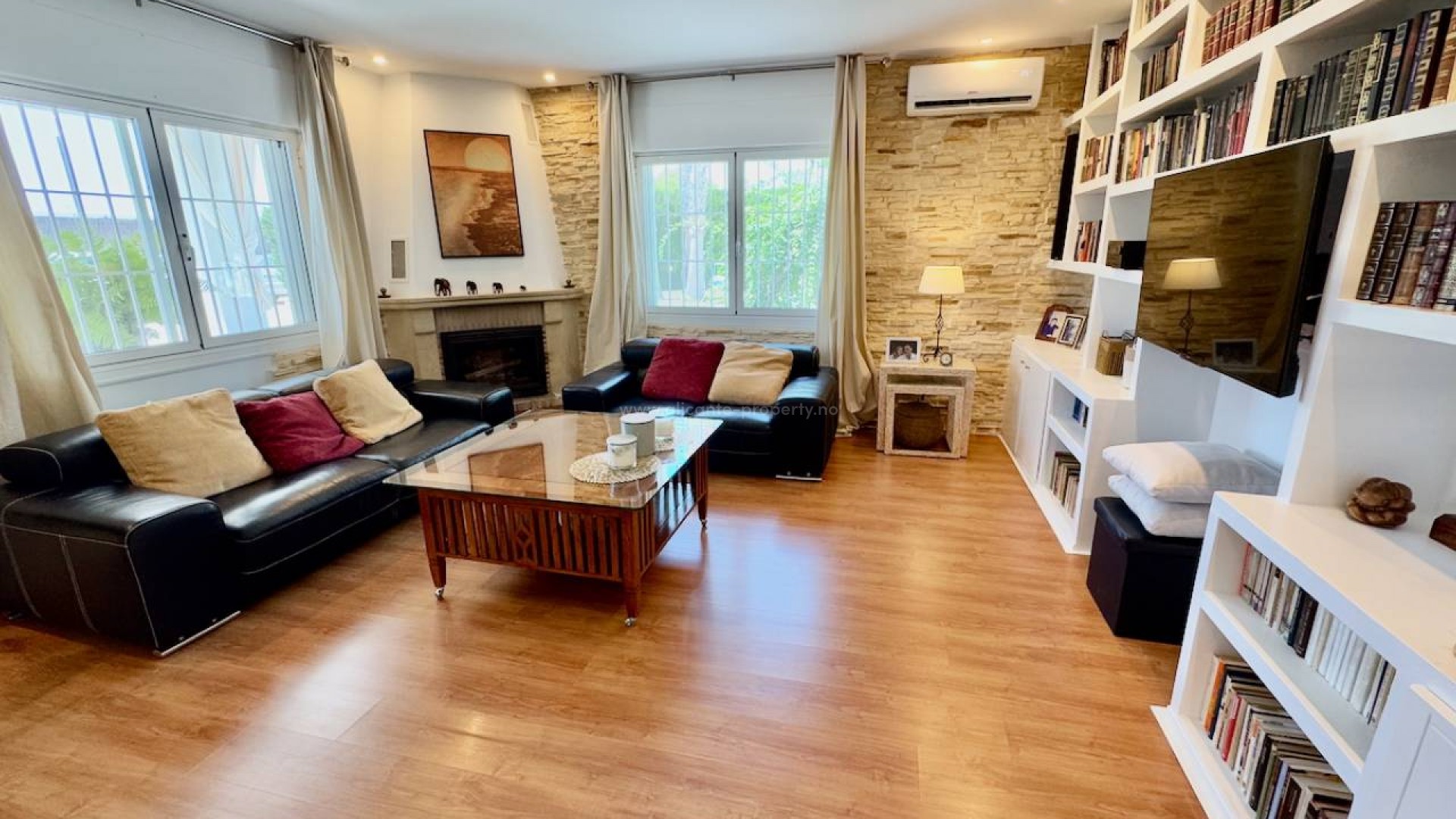 Country House in Torrellano