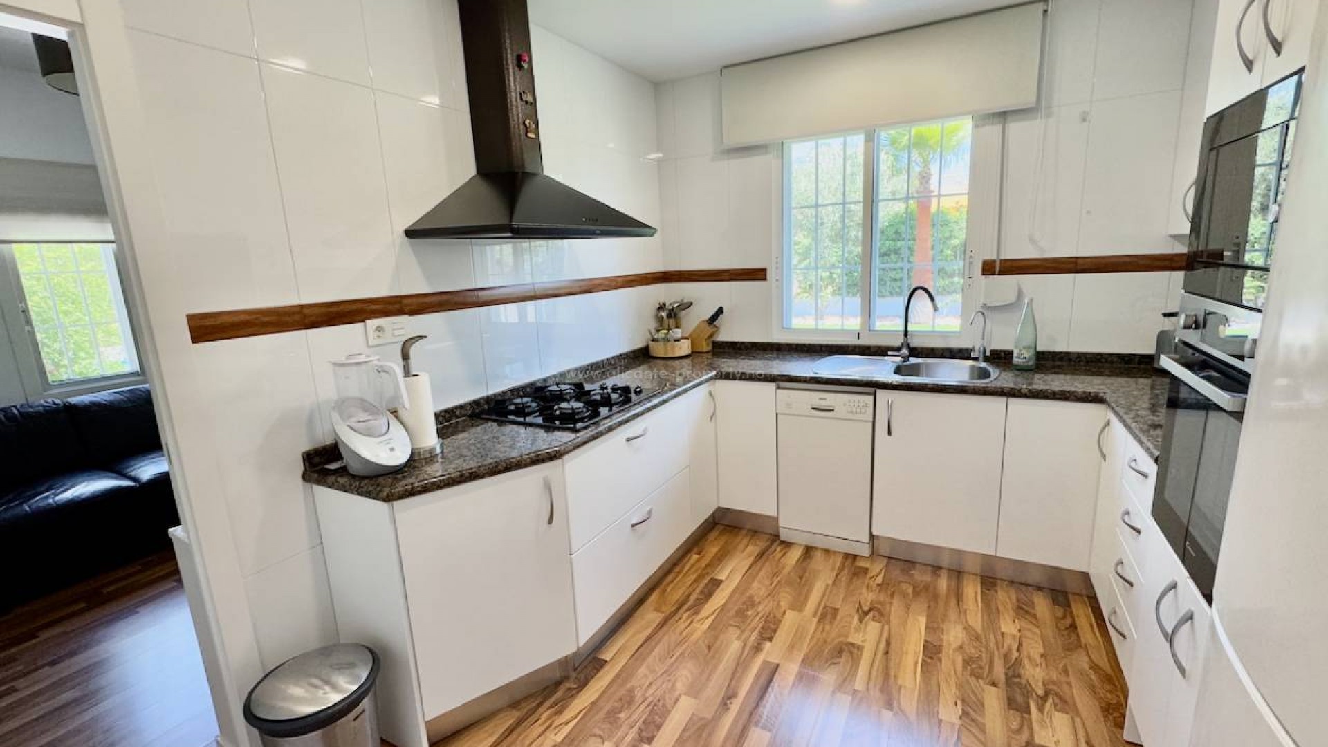 Country House in Torrellano