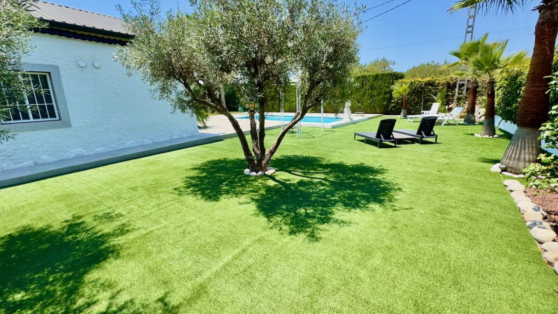 Country House in Torrellano