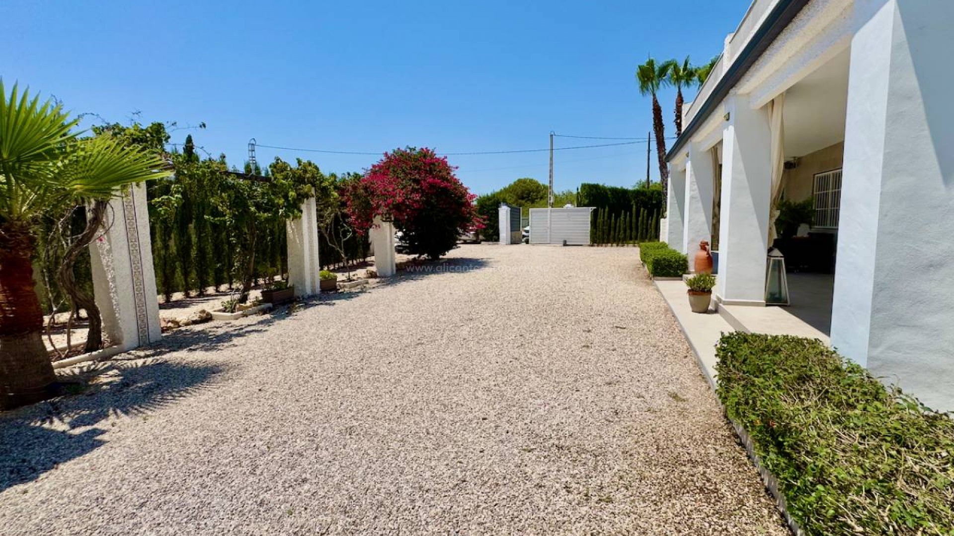 Country House in Torrellano