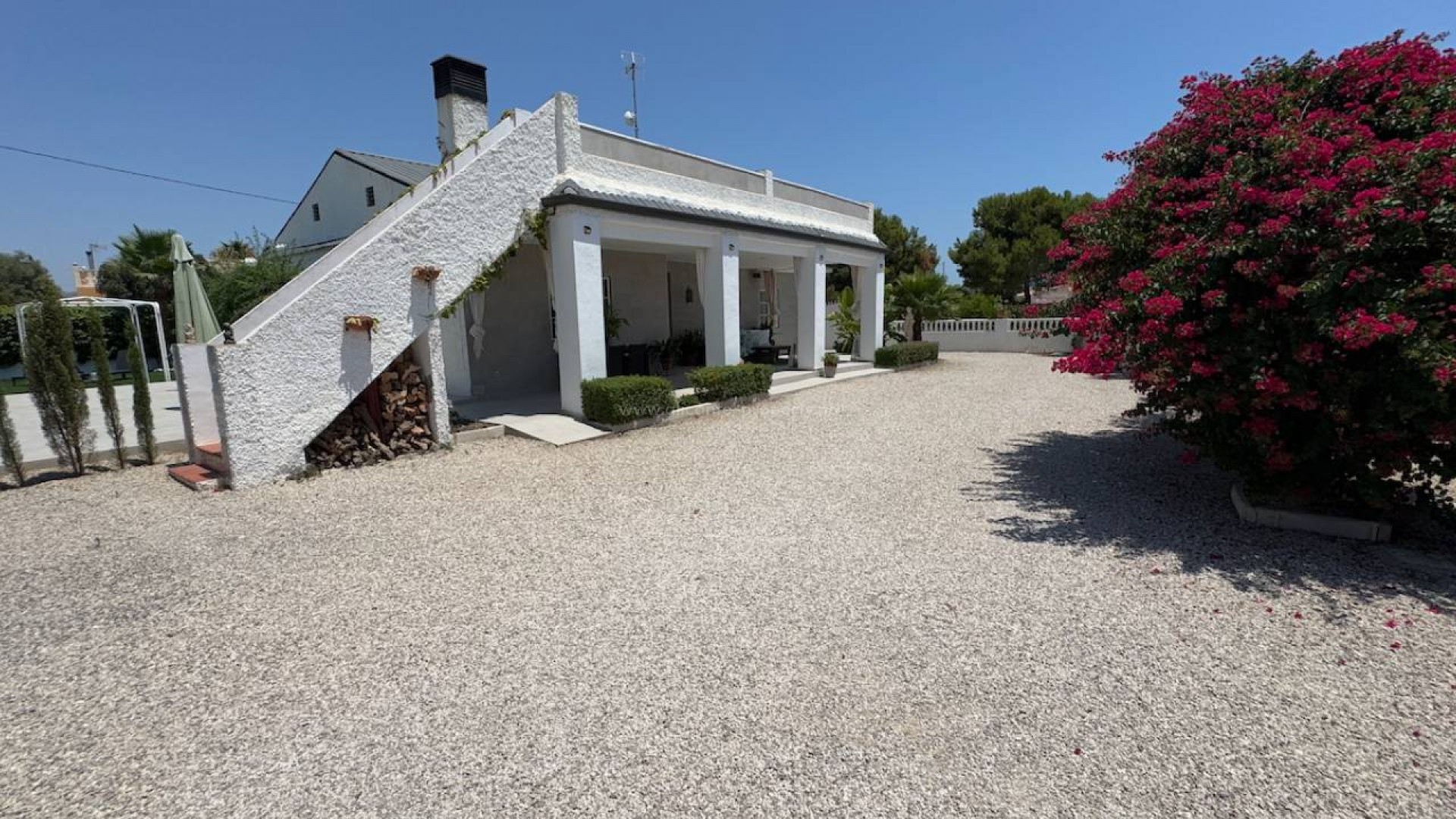 Country House in Torrellano