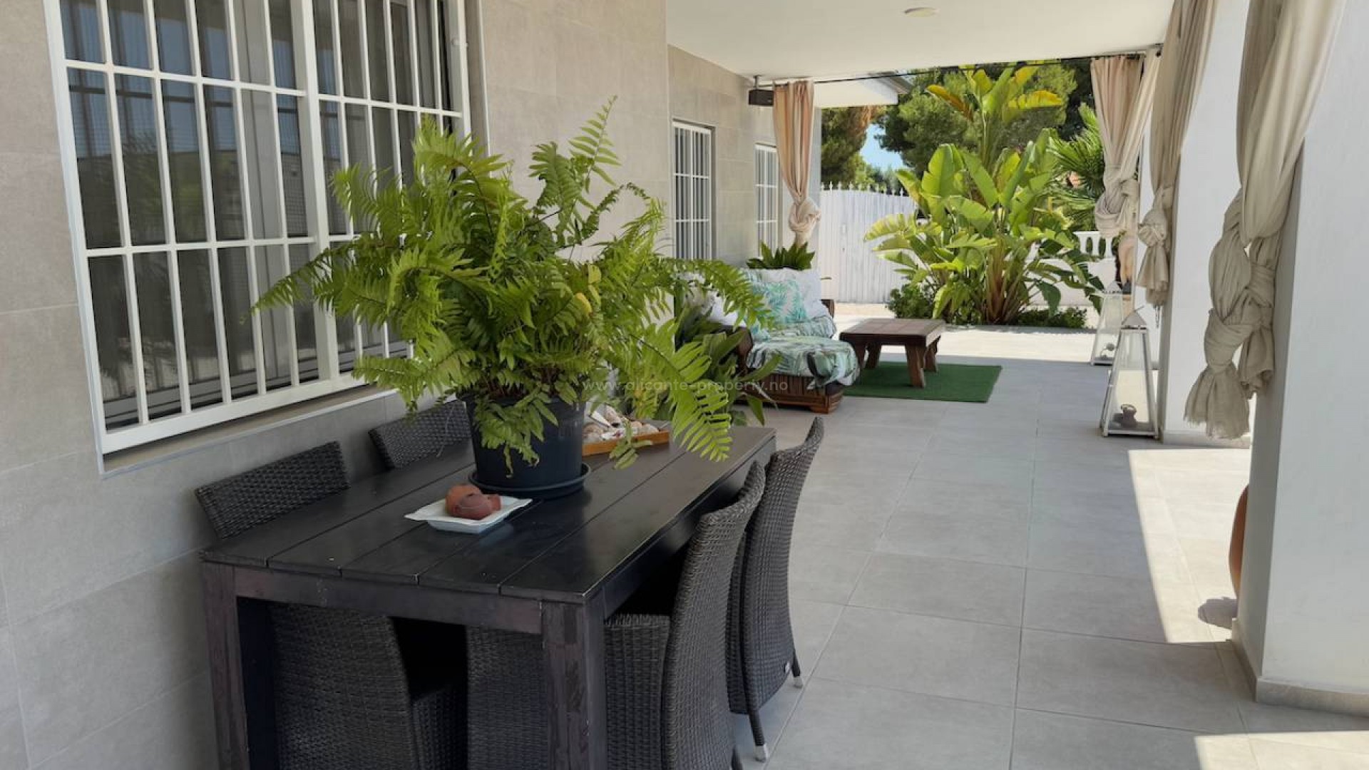 Country House in Torrellano