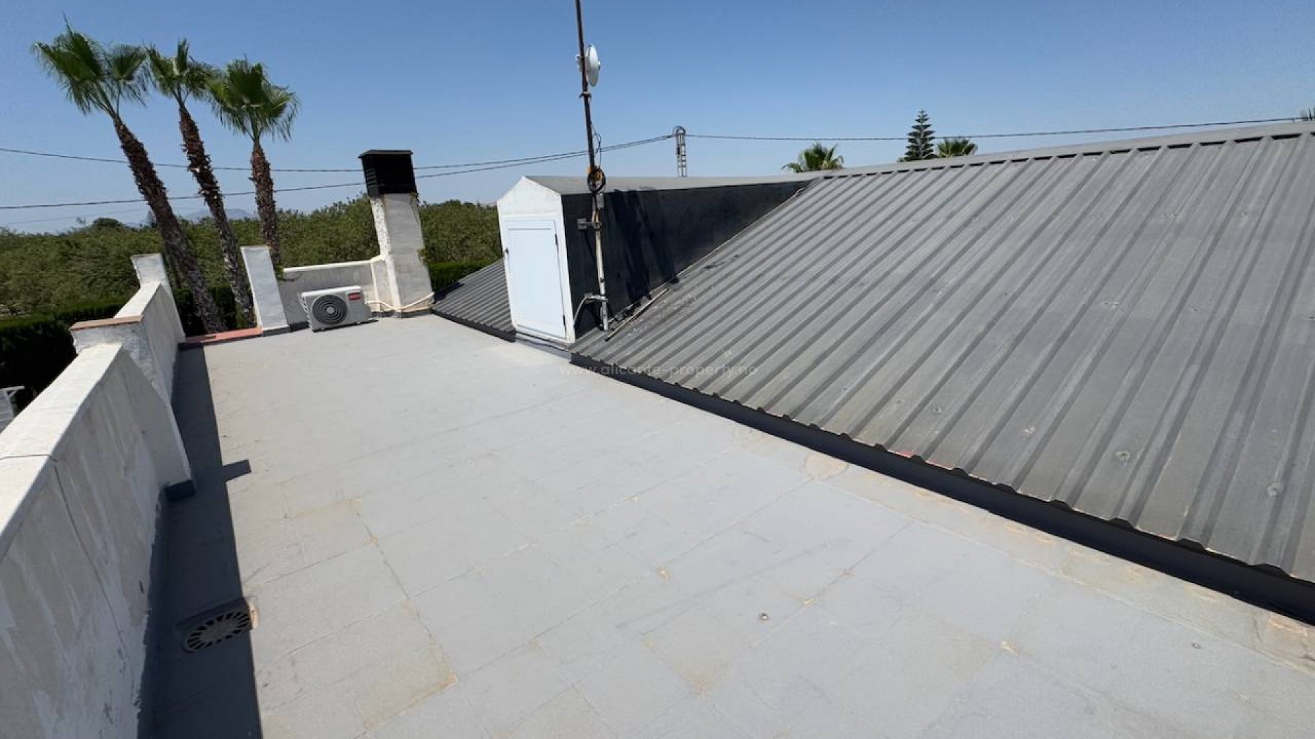 Country House in Torrellano