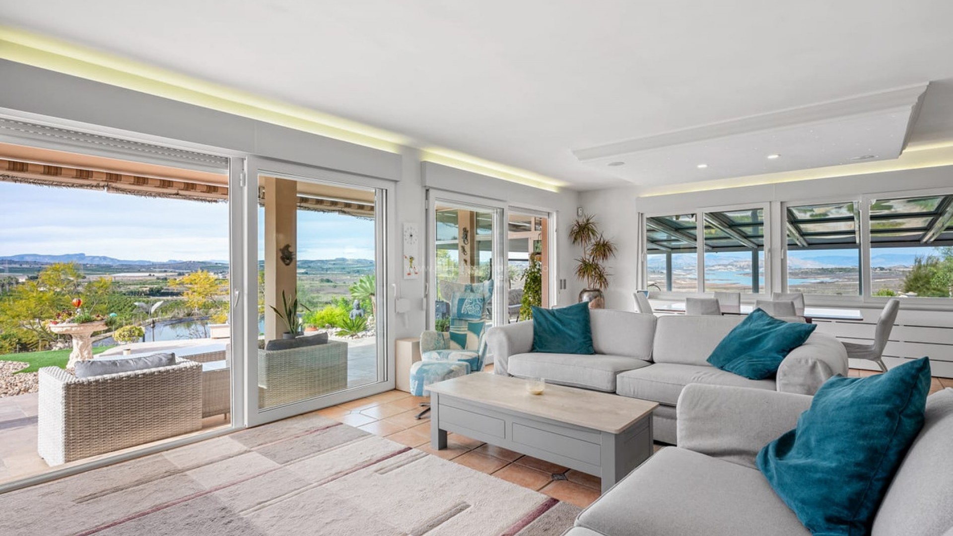 Country House in Torremendo