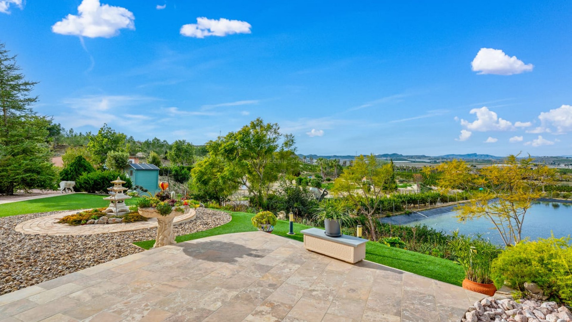 Country House in Torremendo