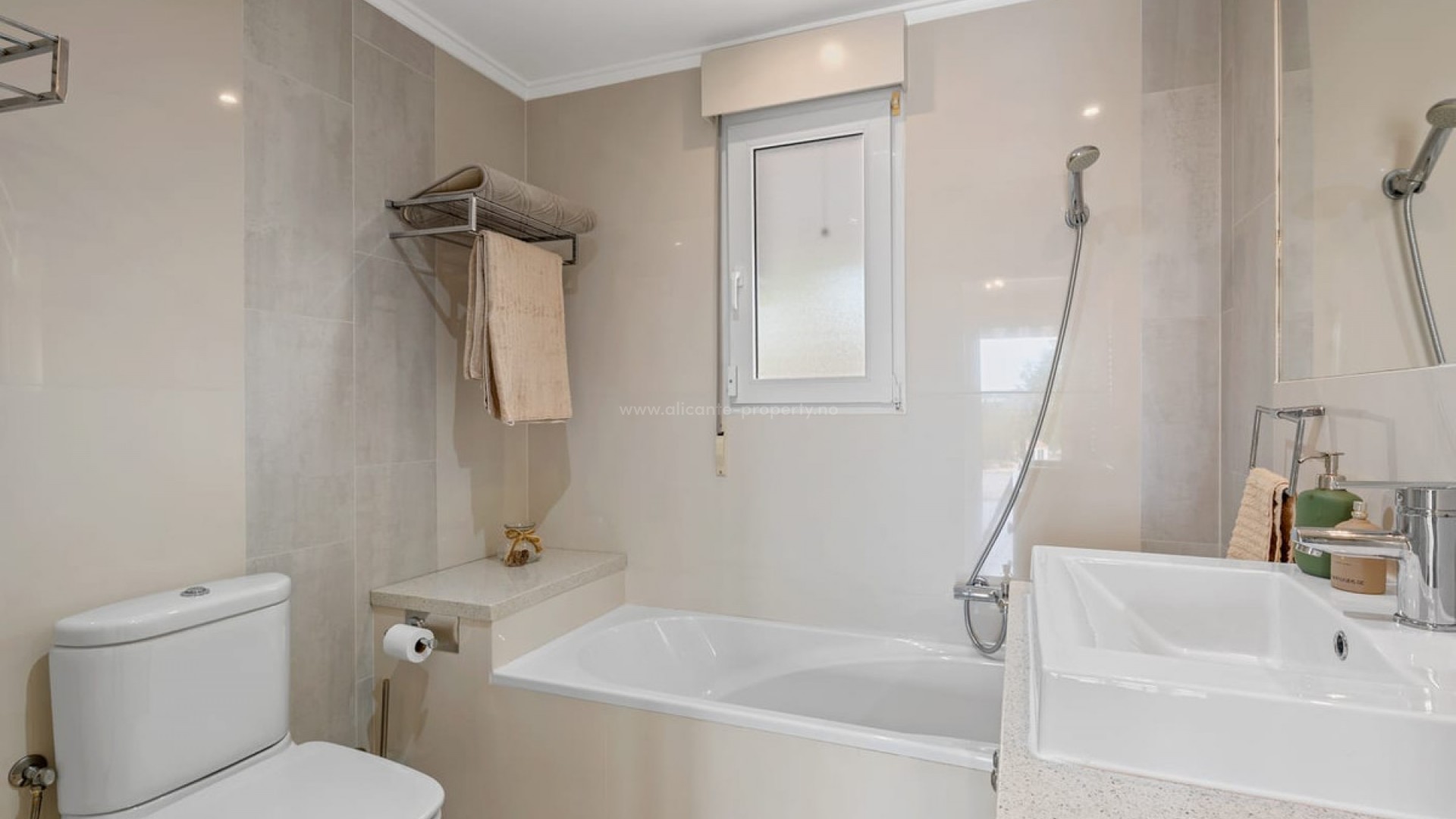 Country House in Torremendo