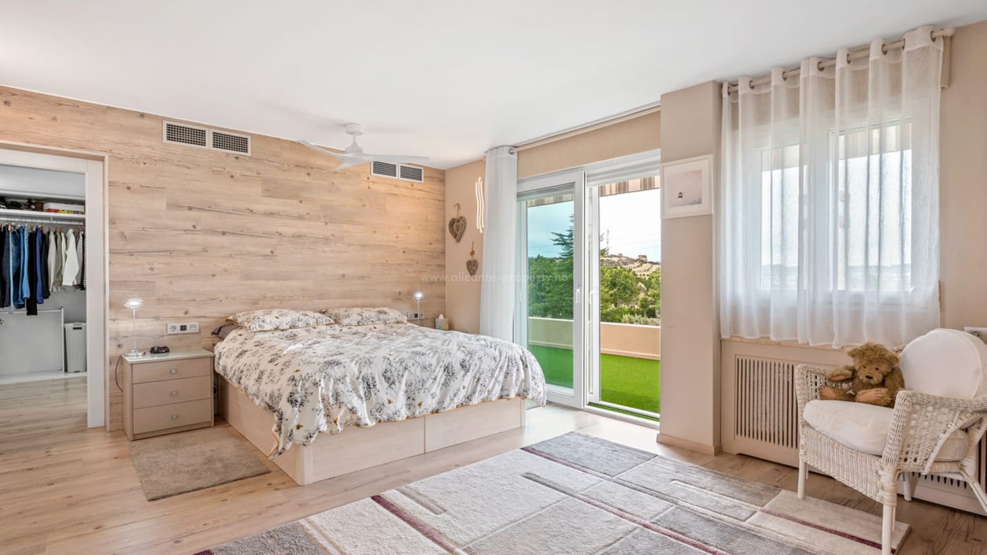 Country House in Torremendo