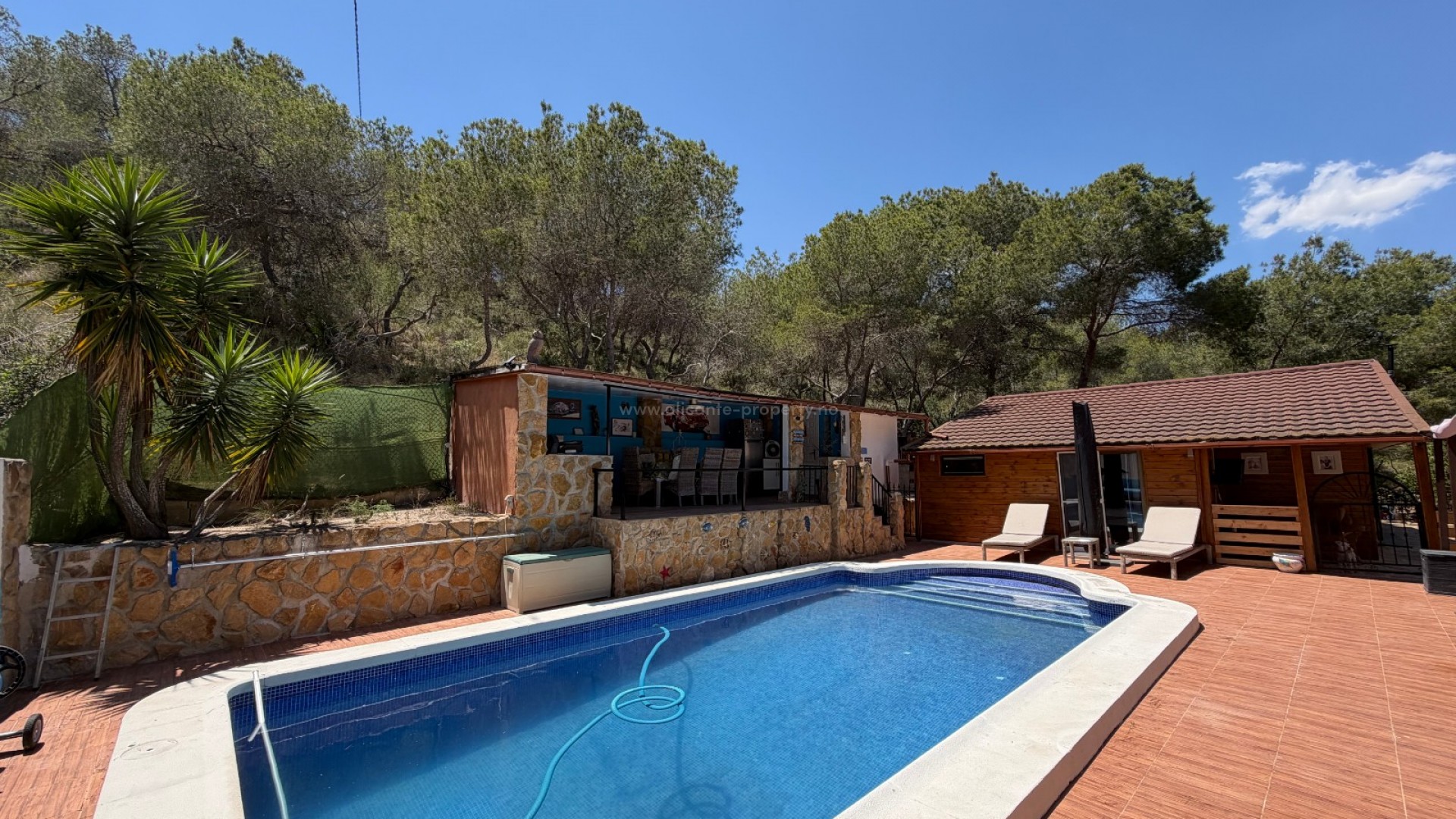 Country House in Torremendo