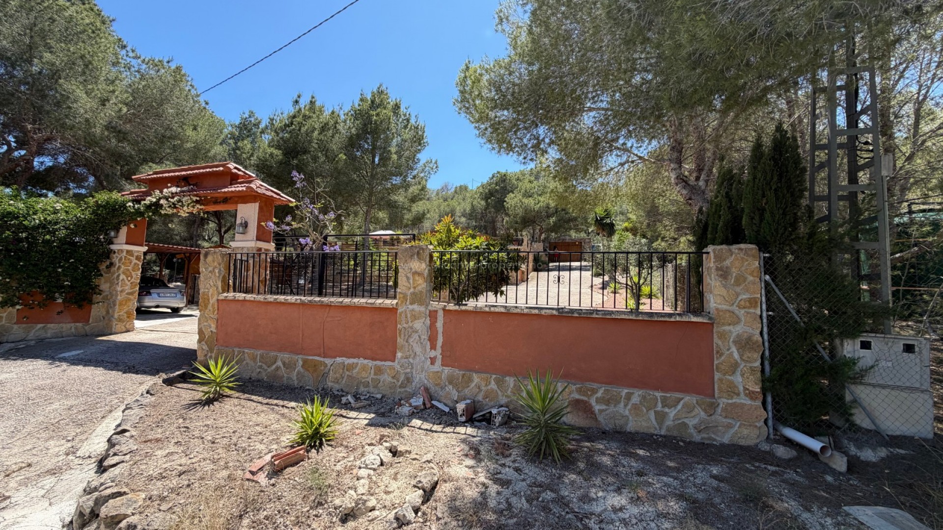 Country House in Torremendo