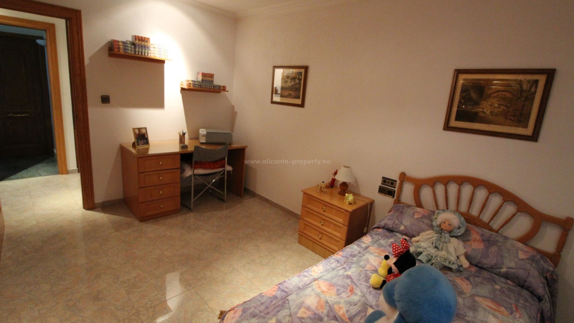 Country House in Valverde