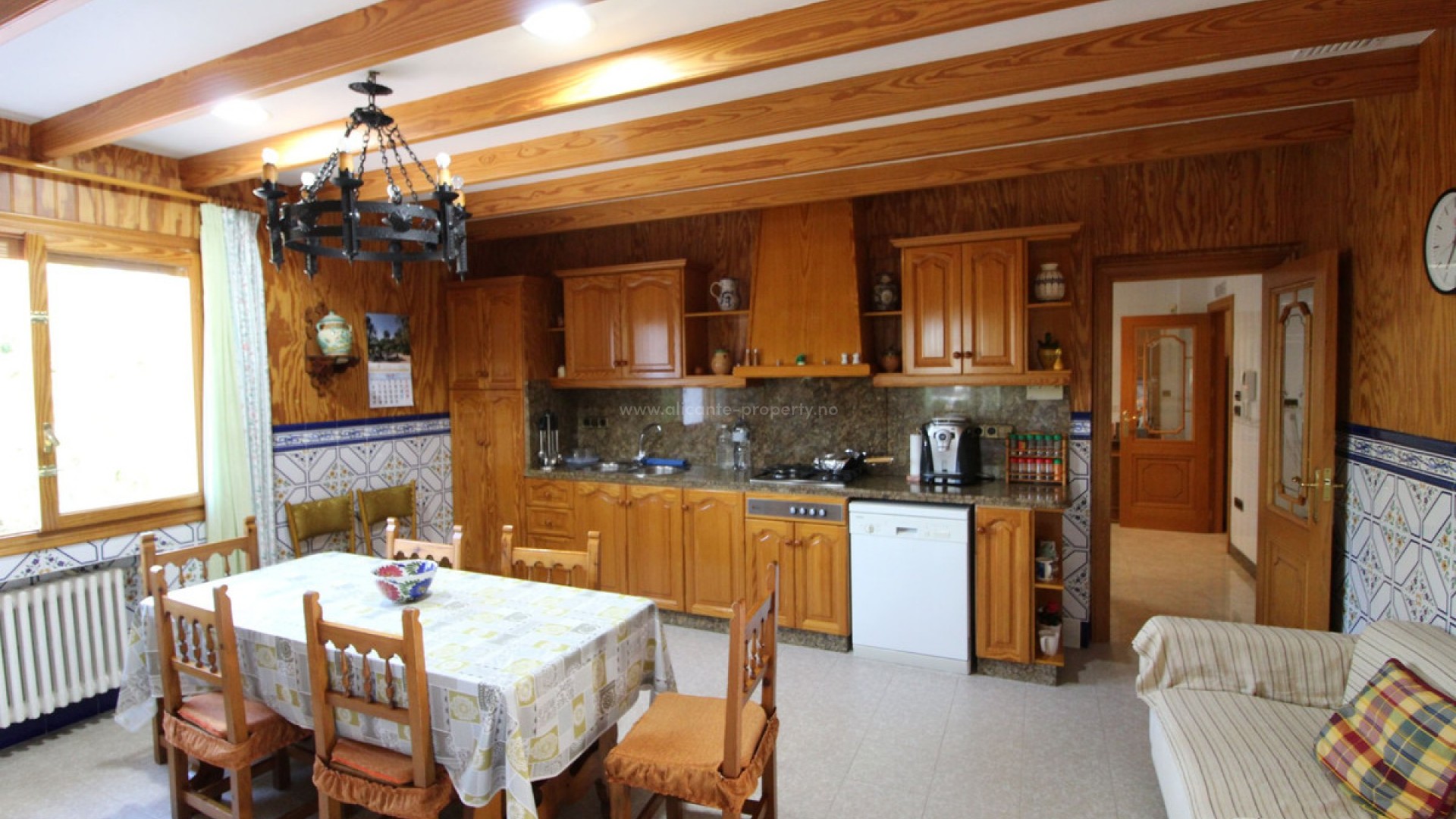 Country House in Valverde