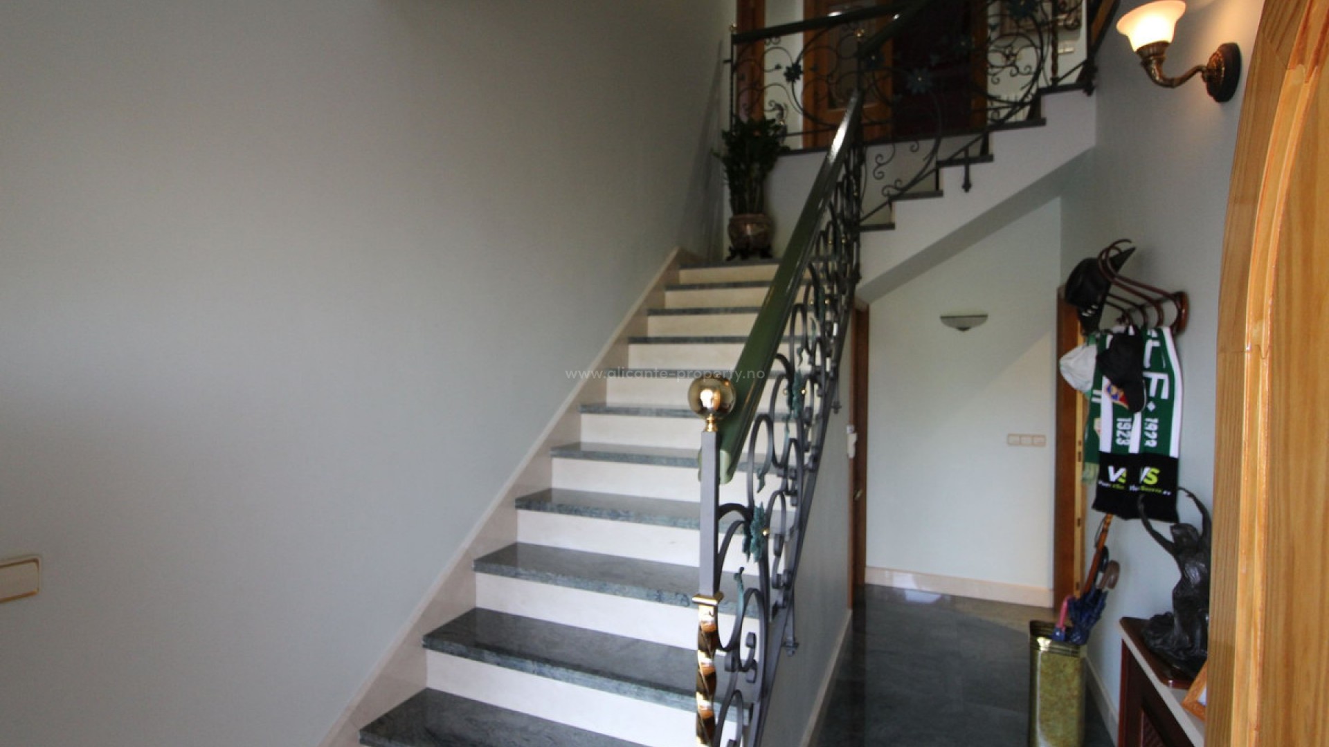 Country House in Valverde