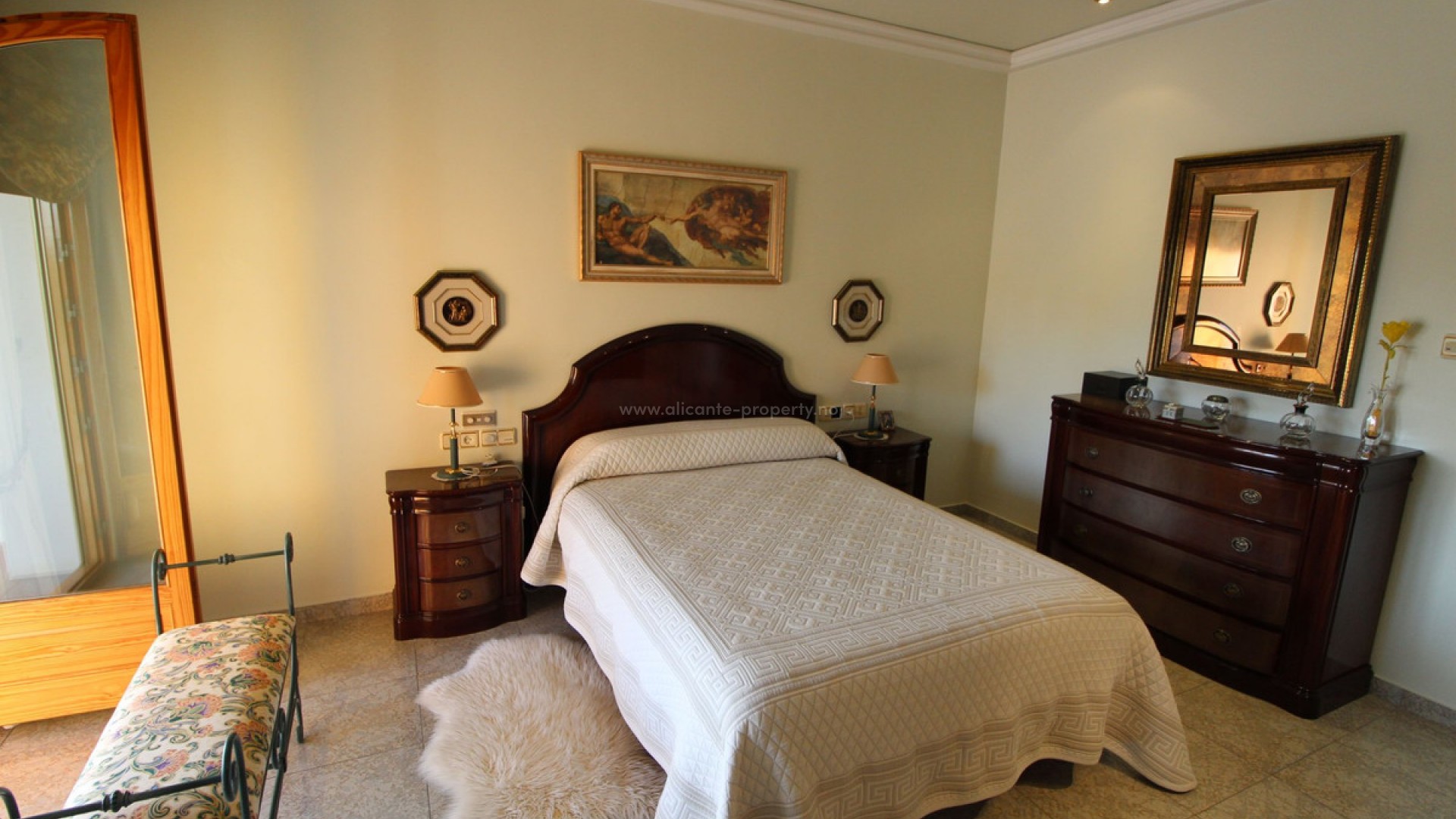 Country House in Valverde