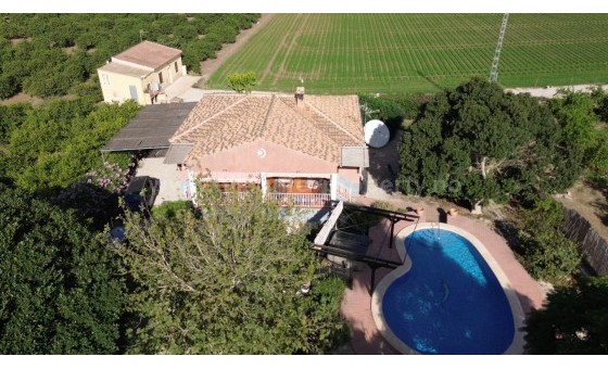 Country House - Resale - San Bartolome -
                San Bartolome