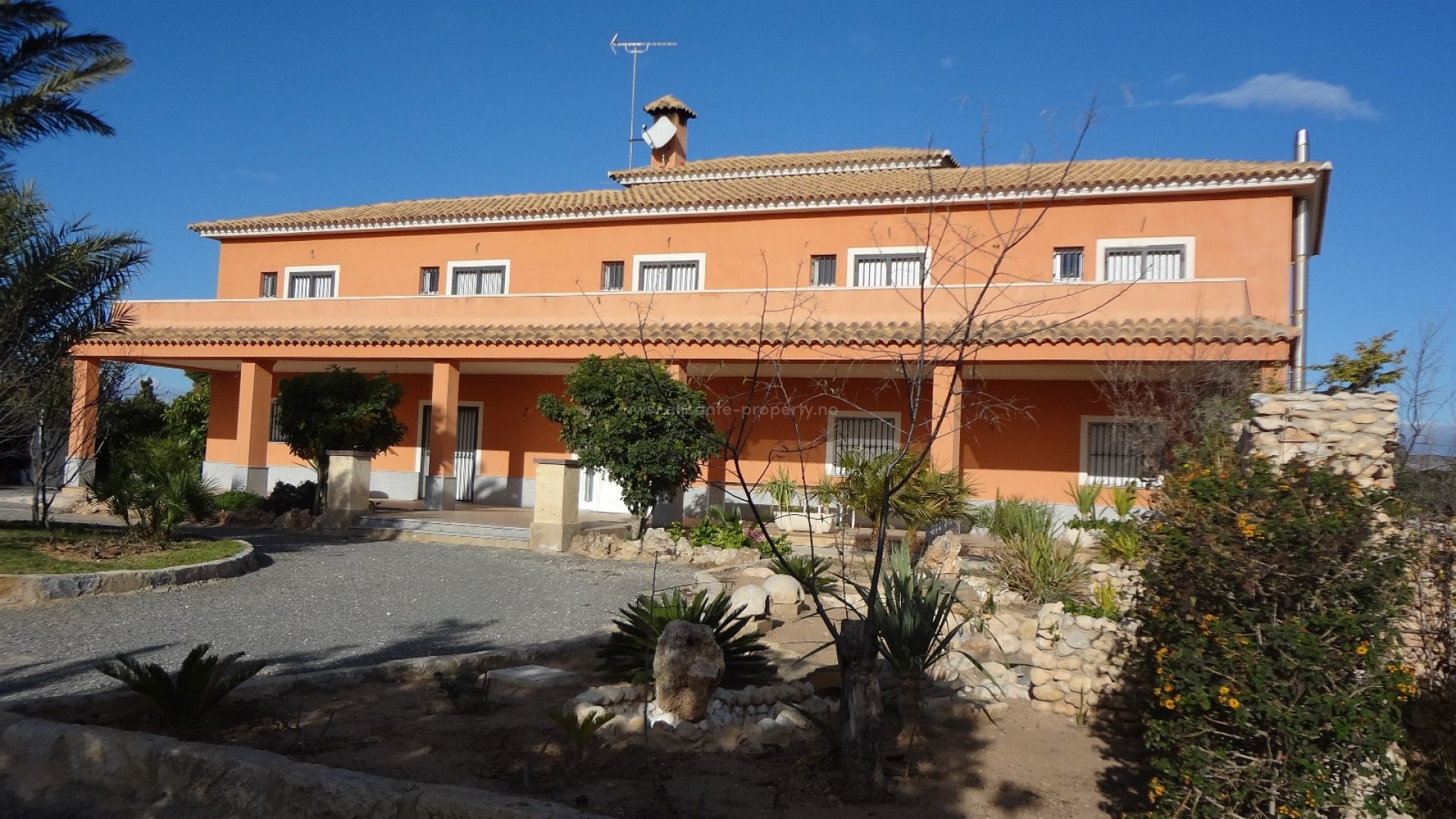 Country Property in El Altet