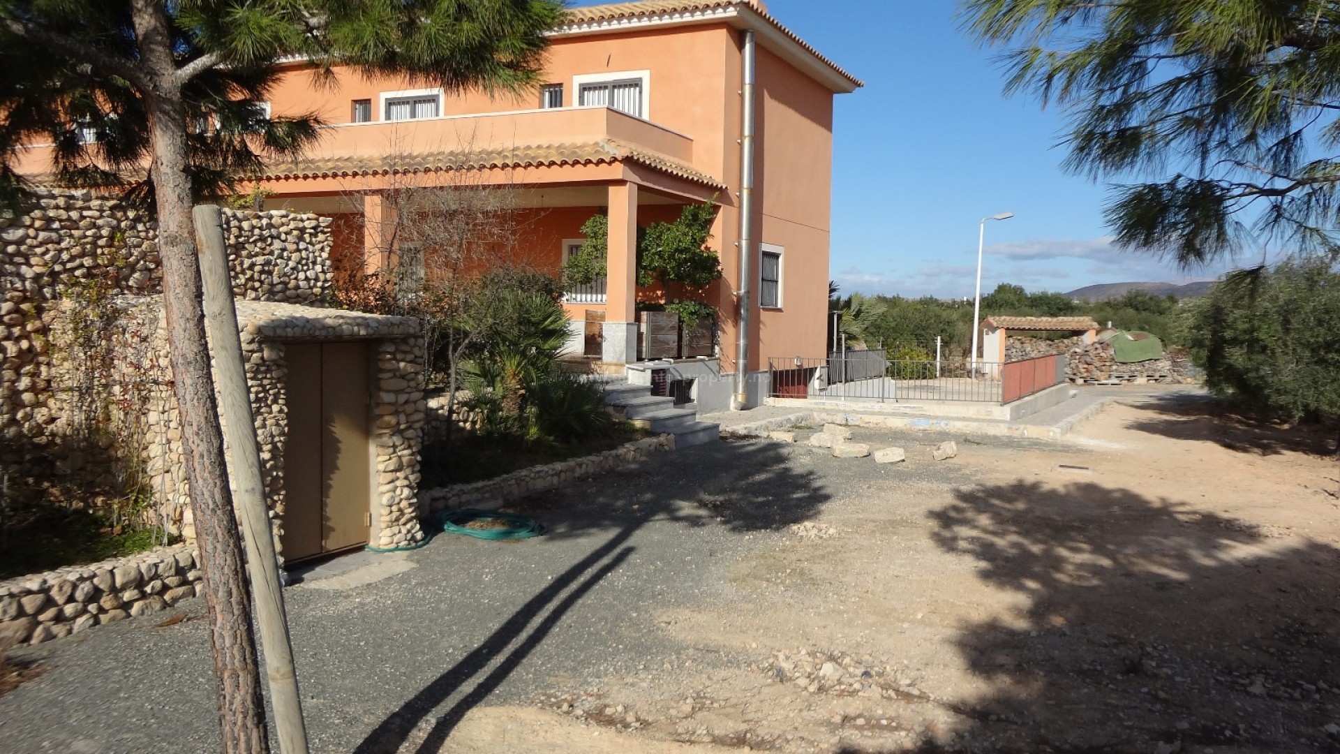 Country Property in El Altet