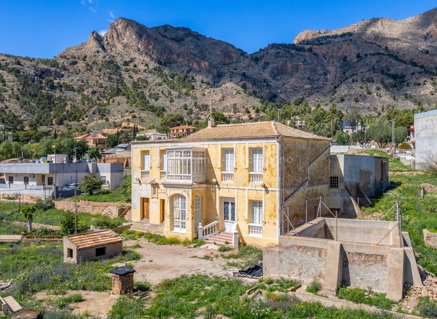 Country Property in Orihuela