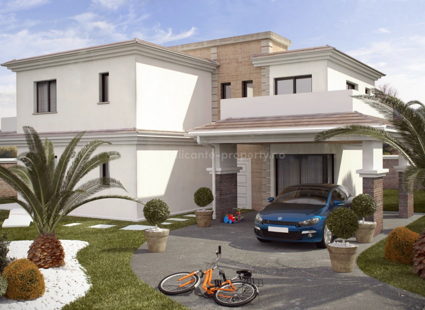 Dette er nytt hus/villa på Gran Alacant, Santa Pola på 212 kvm. 4 soverom, 3 bad, stor stua og kjøkken. Basseng/pool og egen parkeringsplass. Strand 2 km.