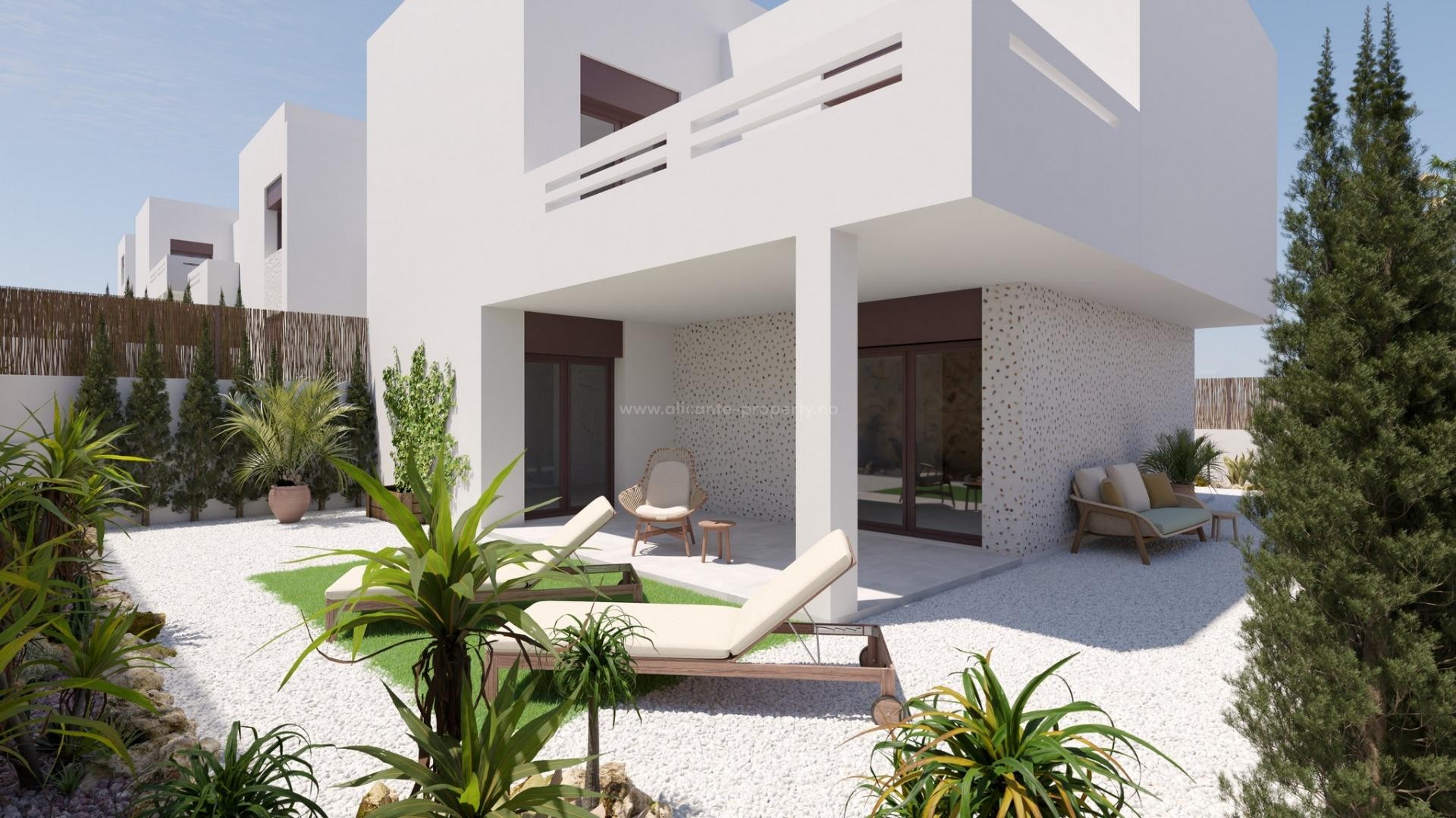 Different types of new bungalows, apartments and townhouses in La Finca Golf, 2 bedrooms and 2 bathrooms, vary with garden, terrace, solarium. Shared pool