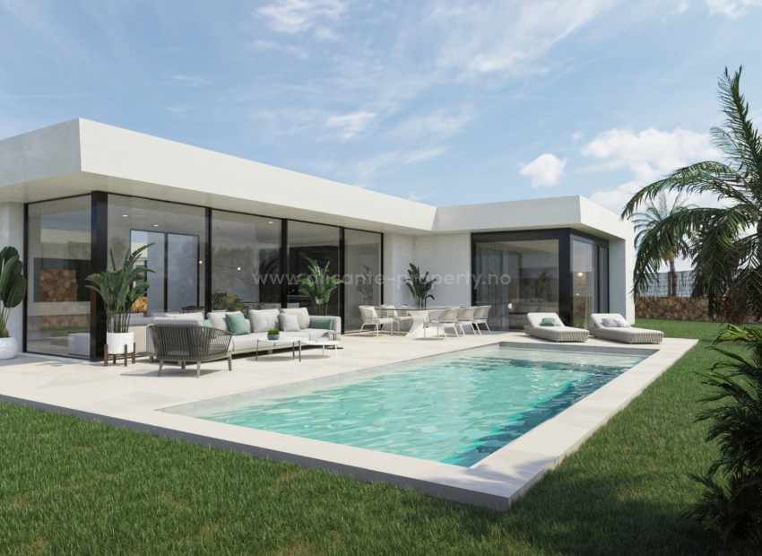 Exclusive 3 and 4 bedroom villas at Las Colinas Golf & Country Club, pool, spa, gym, clubhouse, restaurants